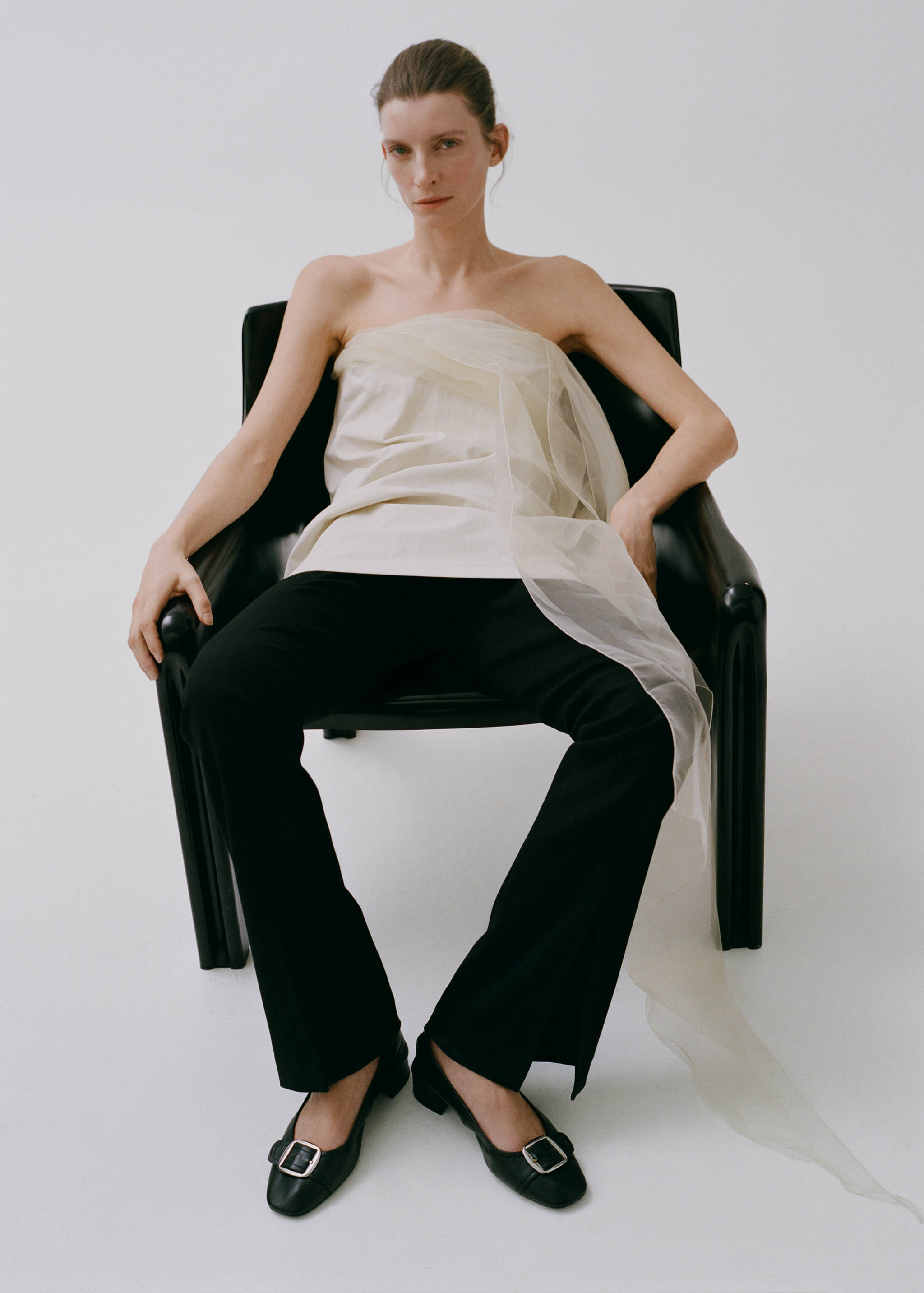 Buckle leather shoes - Details of the article 6