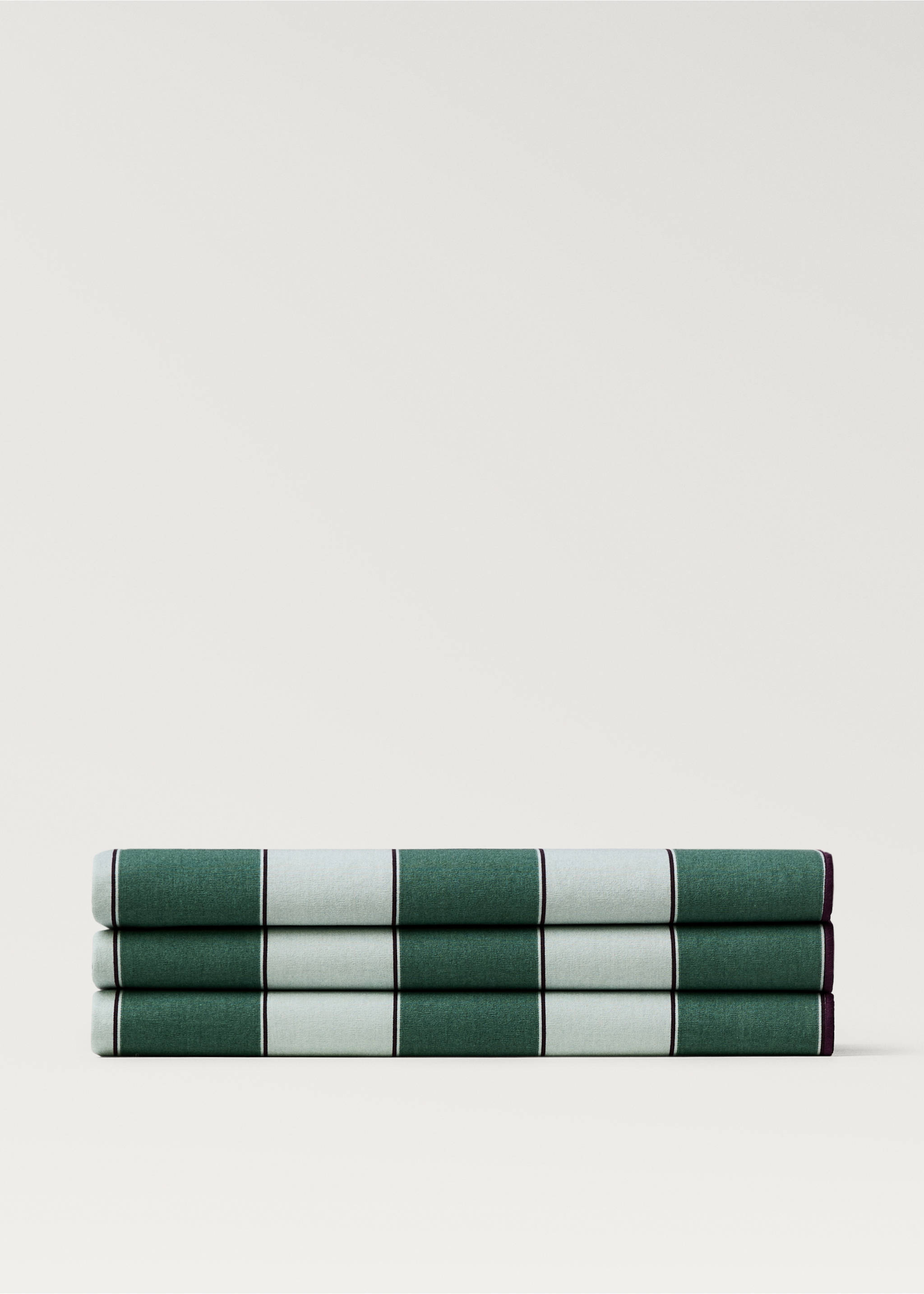 Cotton tablecloth with resin stripe for 2 to 4 diners - Article without model, Mint Green. Ref: 87053298-00.