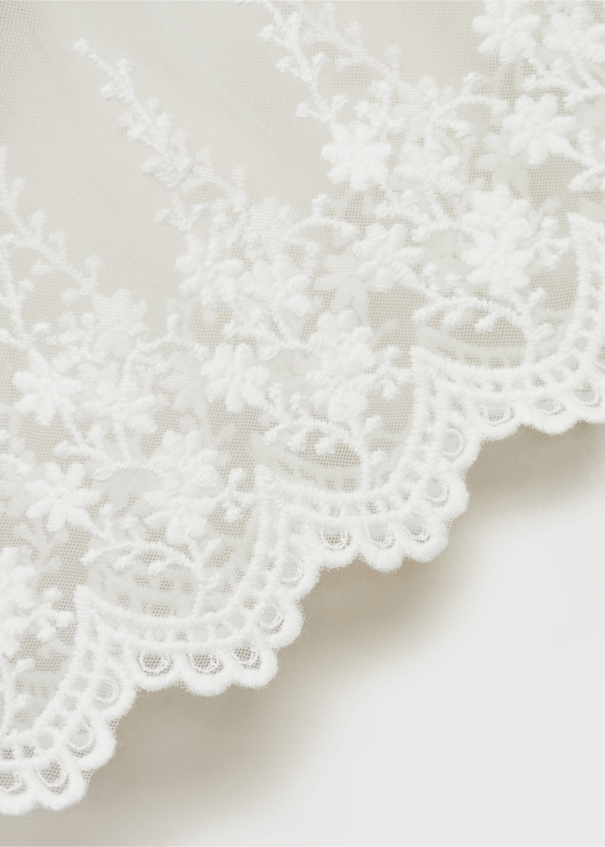 Embroidered detail dress - Details of the article 8, White. Ref: 87053635-00.