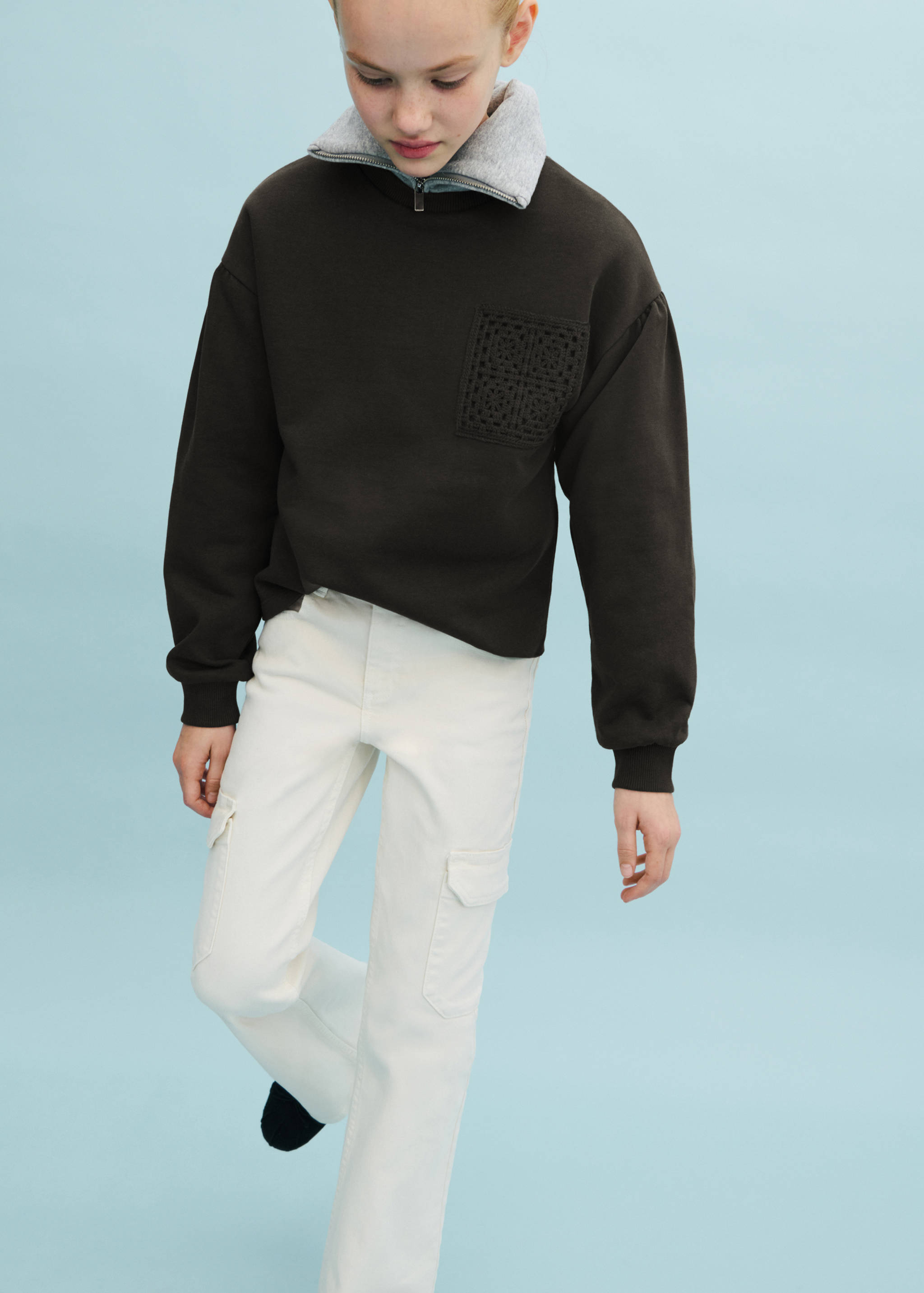 Crochet detail sweatshirt - Details of the article 5