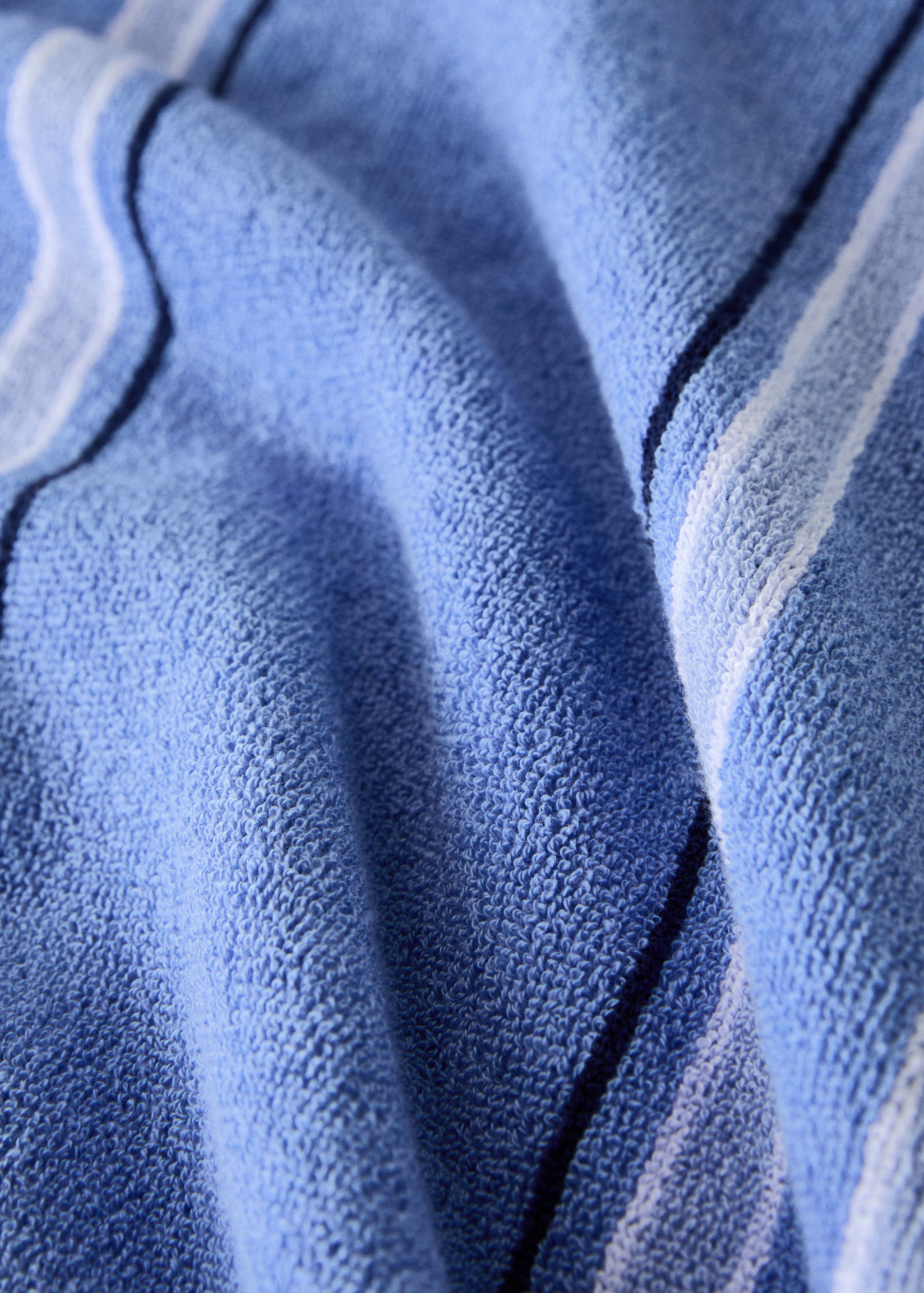 Multi-coloured striped beach towel - Details of the article 2