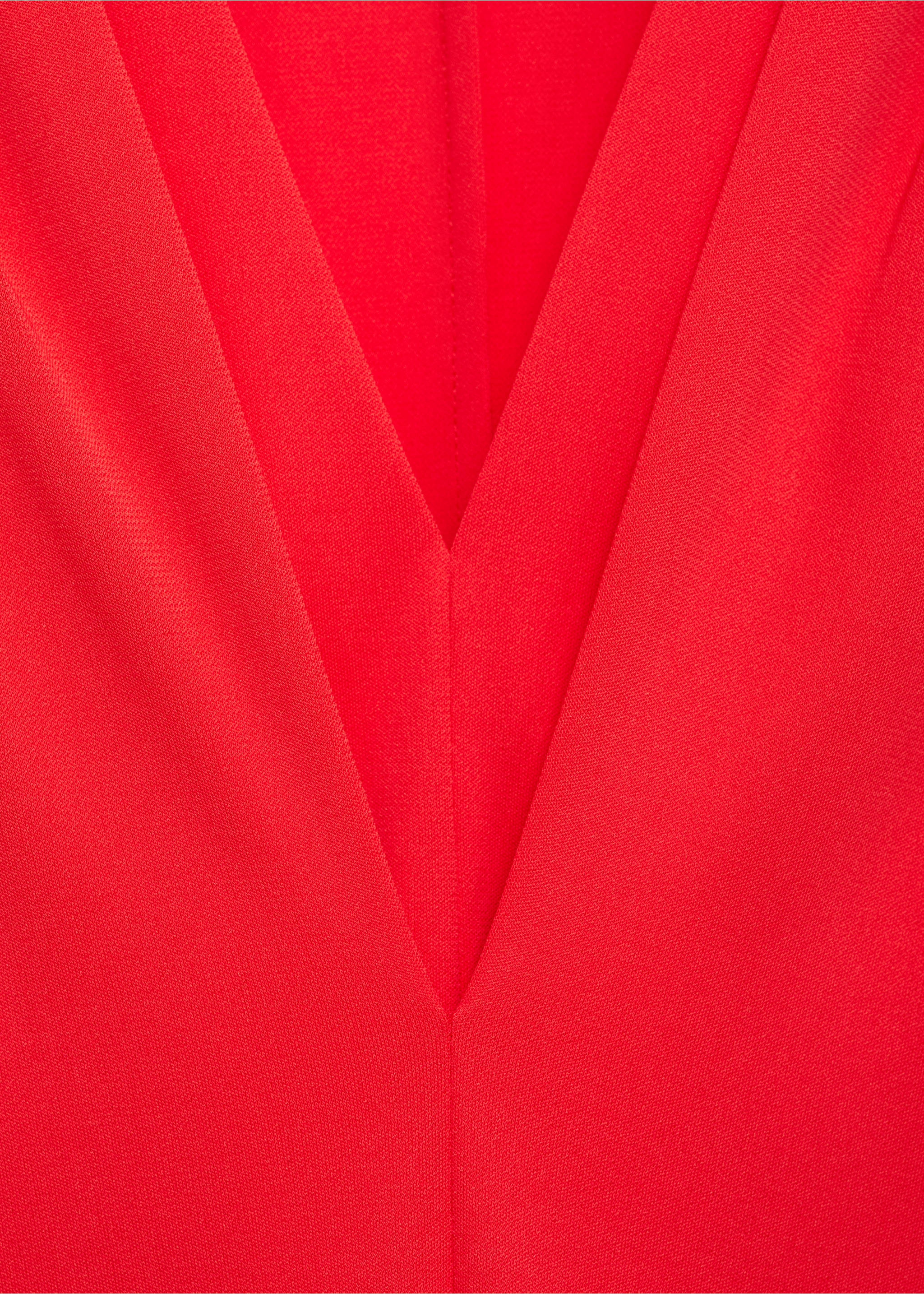 V-neck knitted dress - Details of the article 8, Salmon. Ref: 87054064-00.