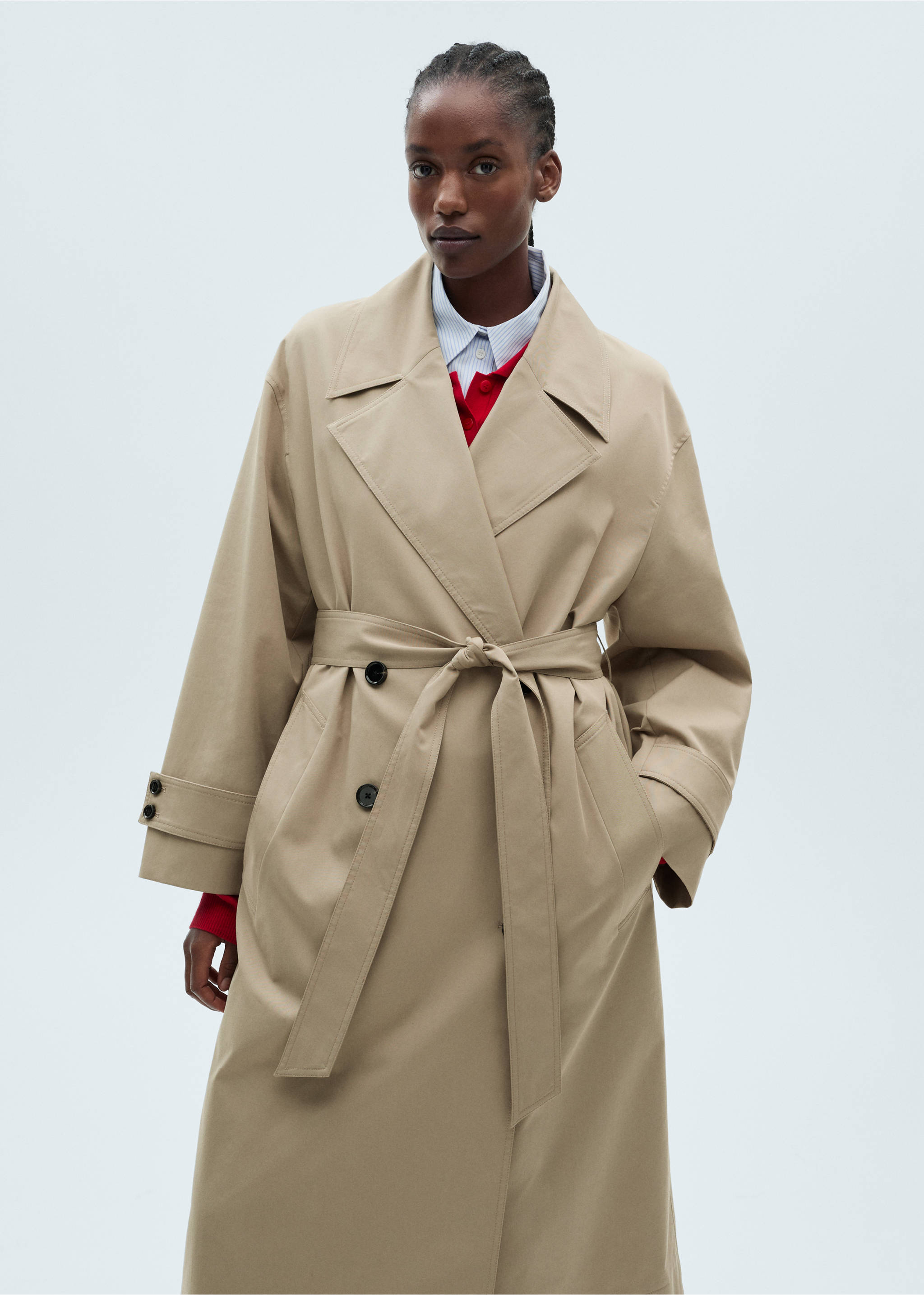 Langer zweireihiger Oversized-Trenchcoat - Detail des Artikels 4, Khaki. Ref: 87054076-00.