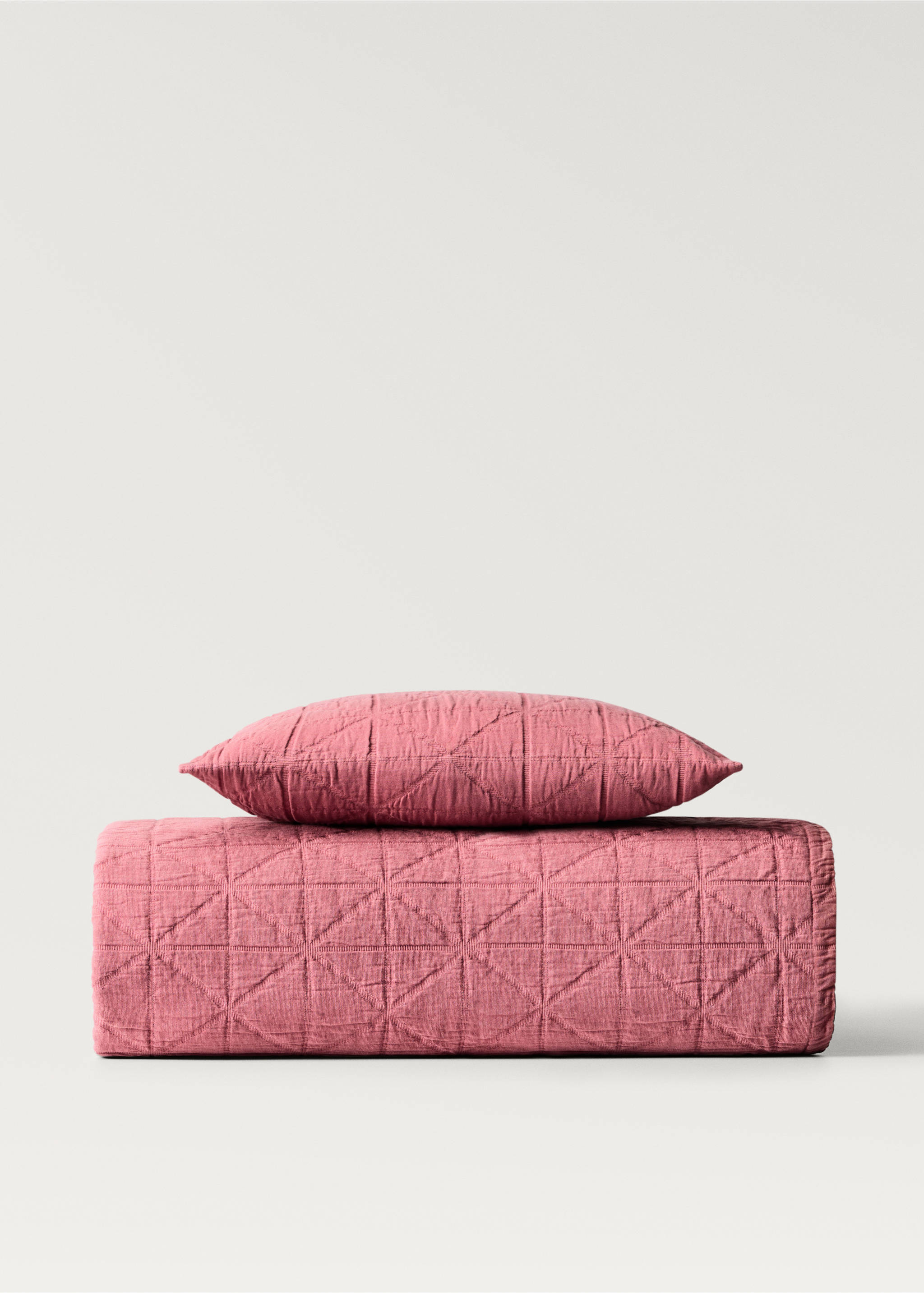 Children’s cotton jacquard garment-dyed rhombus bedspread for 90/105 cm bed - Article without model, Pink. Ref: 87054083-00.
