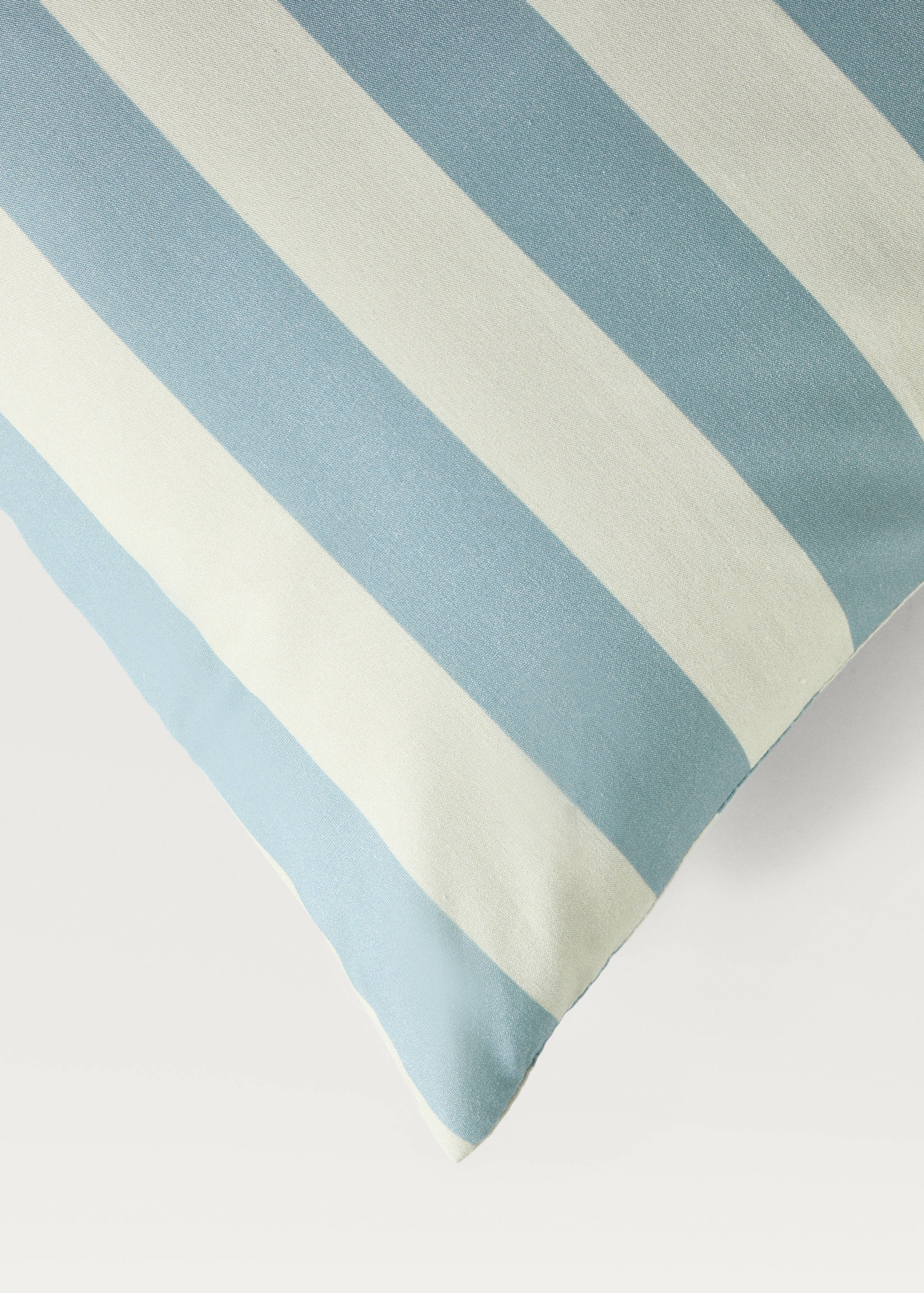 Cotton percale thick-striped children's pillowcase, 30x50 cm - Details of the article 3