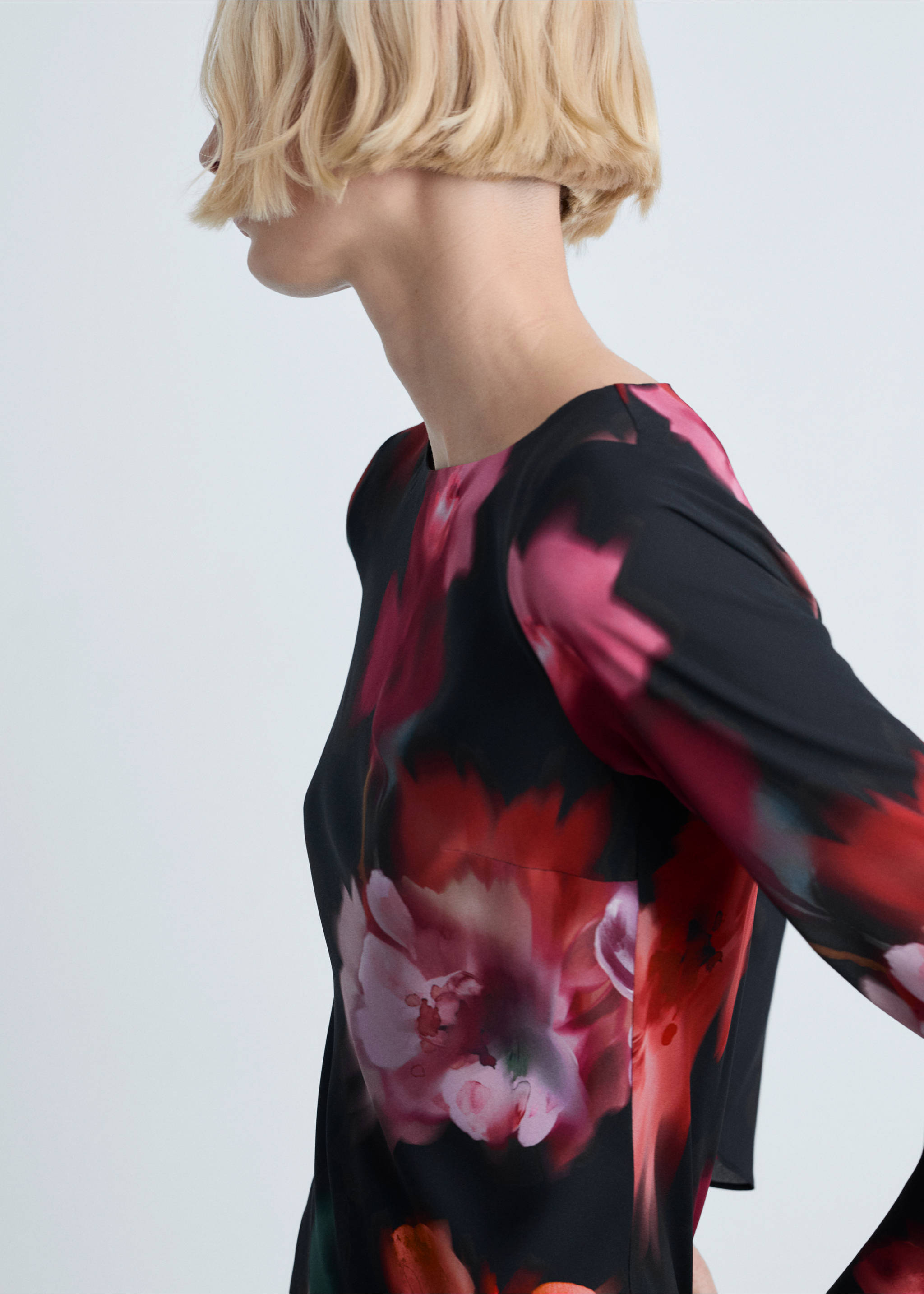 Floral-print midi-dress - Details of the article 1, Black. Ref: 87054094-00.