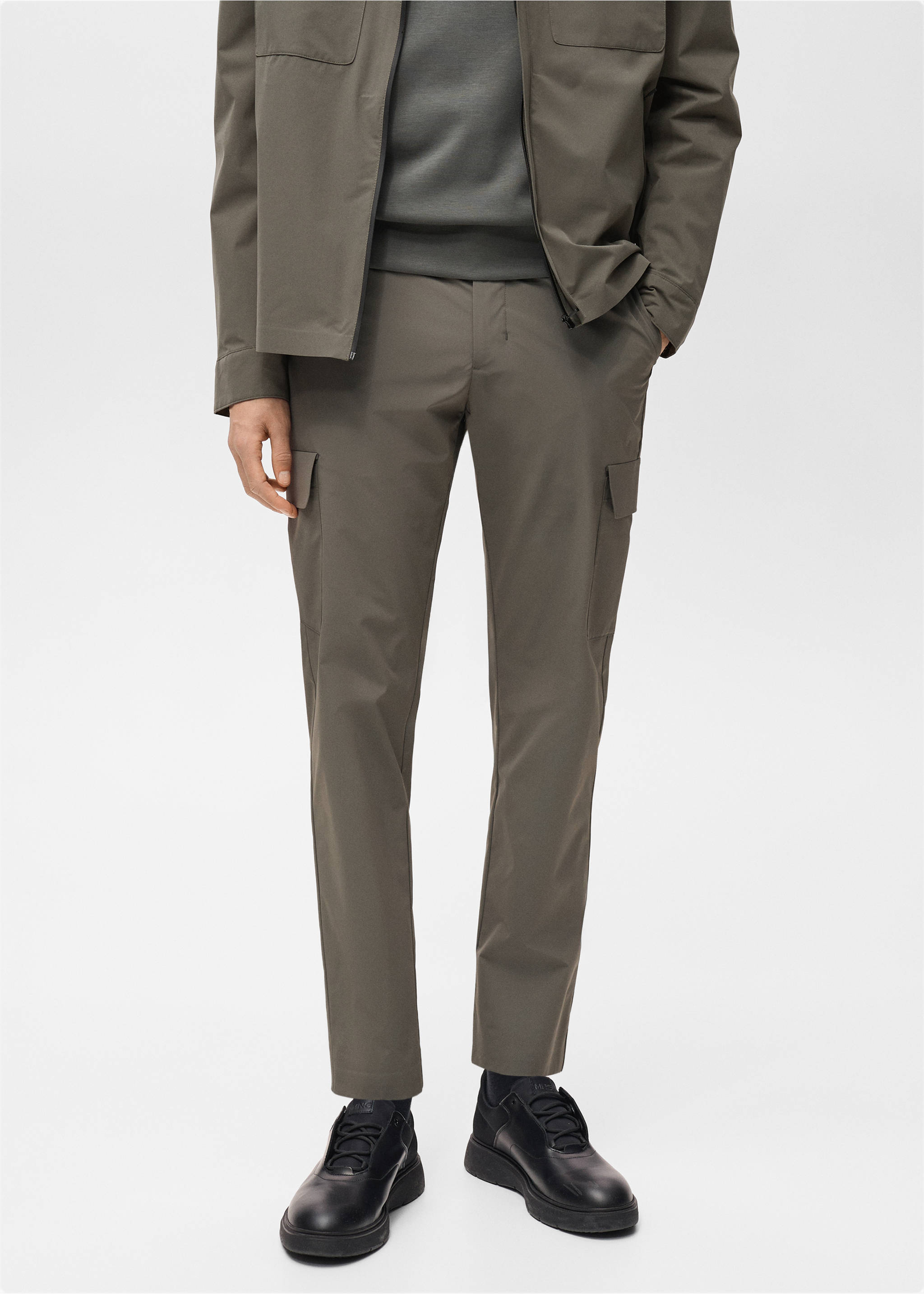 Thermoregulating comfort stretch cargo trousers - Medium plane, Medium Green. Ref: 87054390-00.