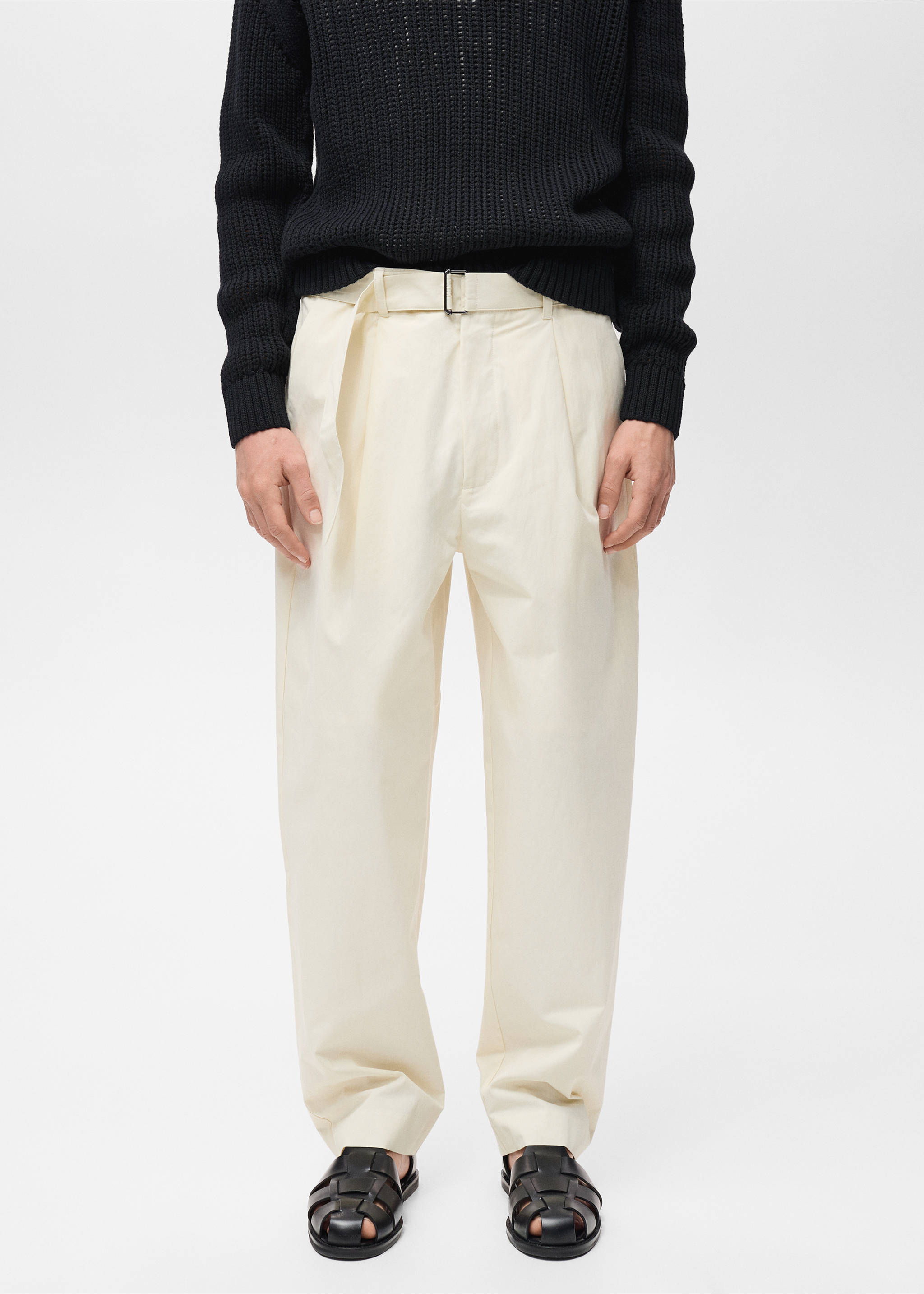 Relaxed-fit trousers with belt - Medium plane, Ecru. Ref: 87054397-00.
