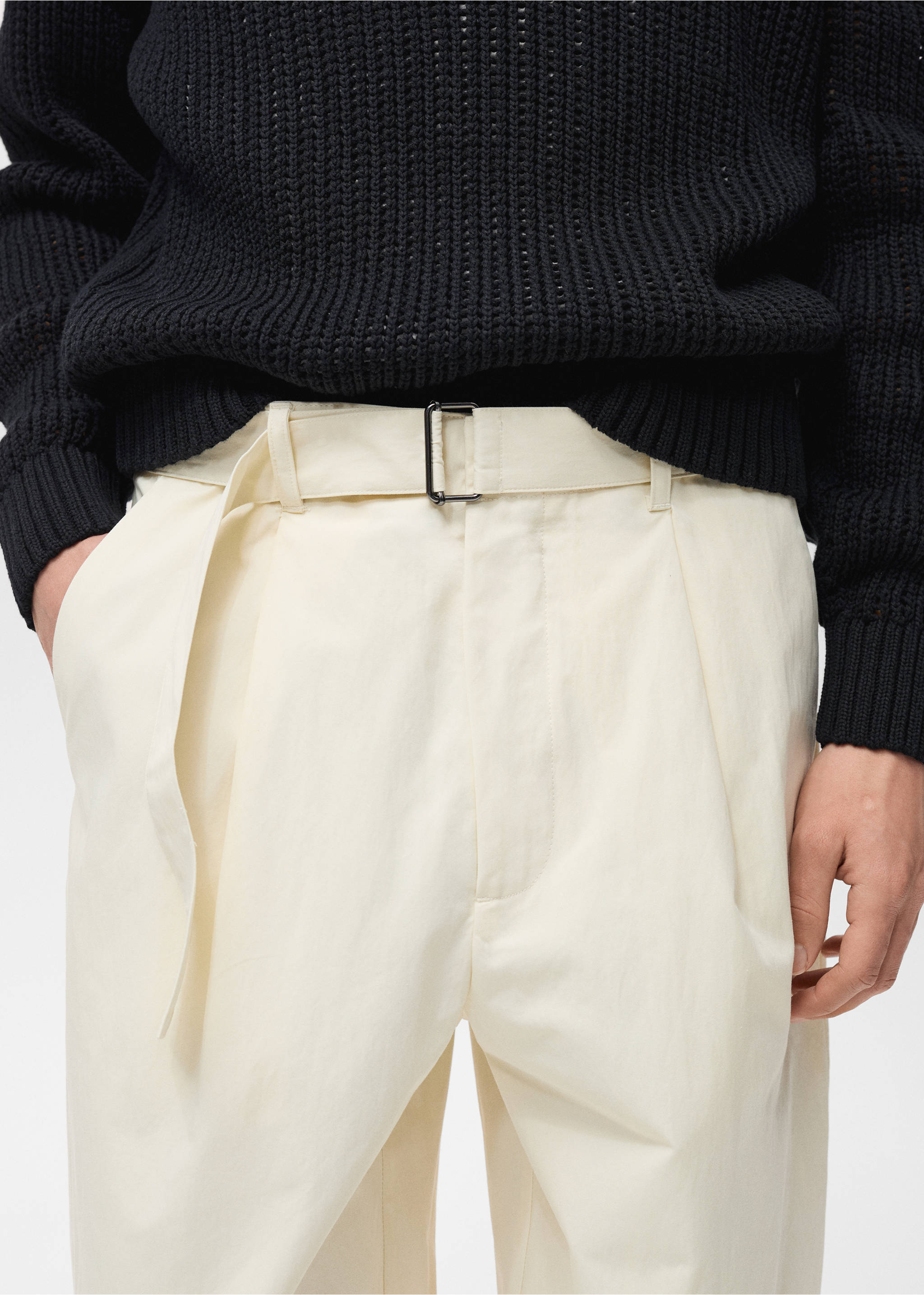 Relaxed-fit trousers with belt - Details of the article 1, Ecru. Ref: 87054397-00.