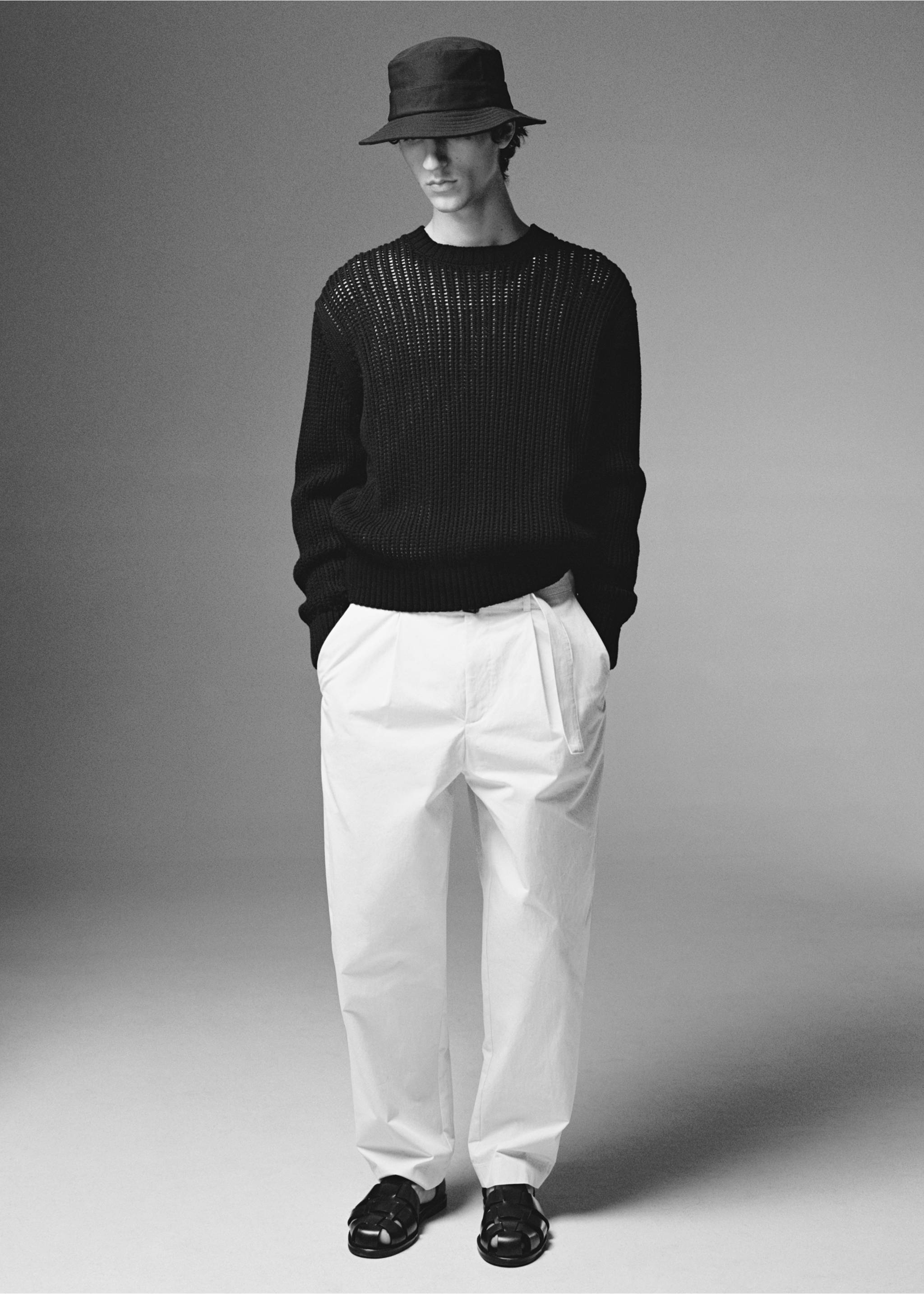 Relaxed-fit trousers with belt - Details of the article 5, Ecru. Ref: 87054397-00.