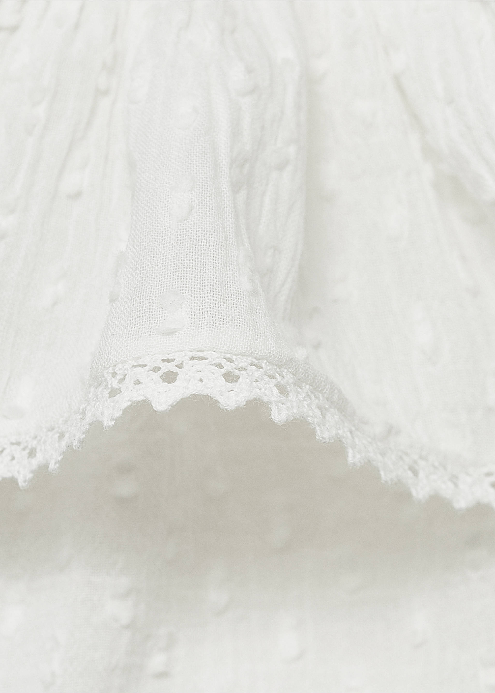 Brusa coll volant - Detall de l'article 0, Blanc trencat. Ref: 87054408-00.