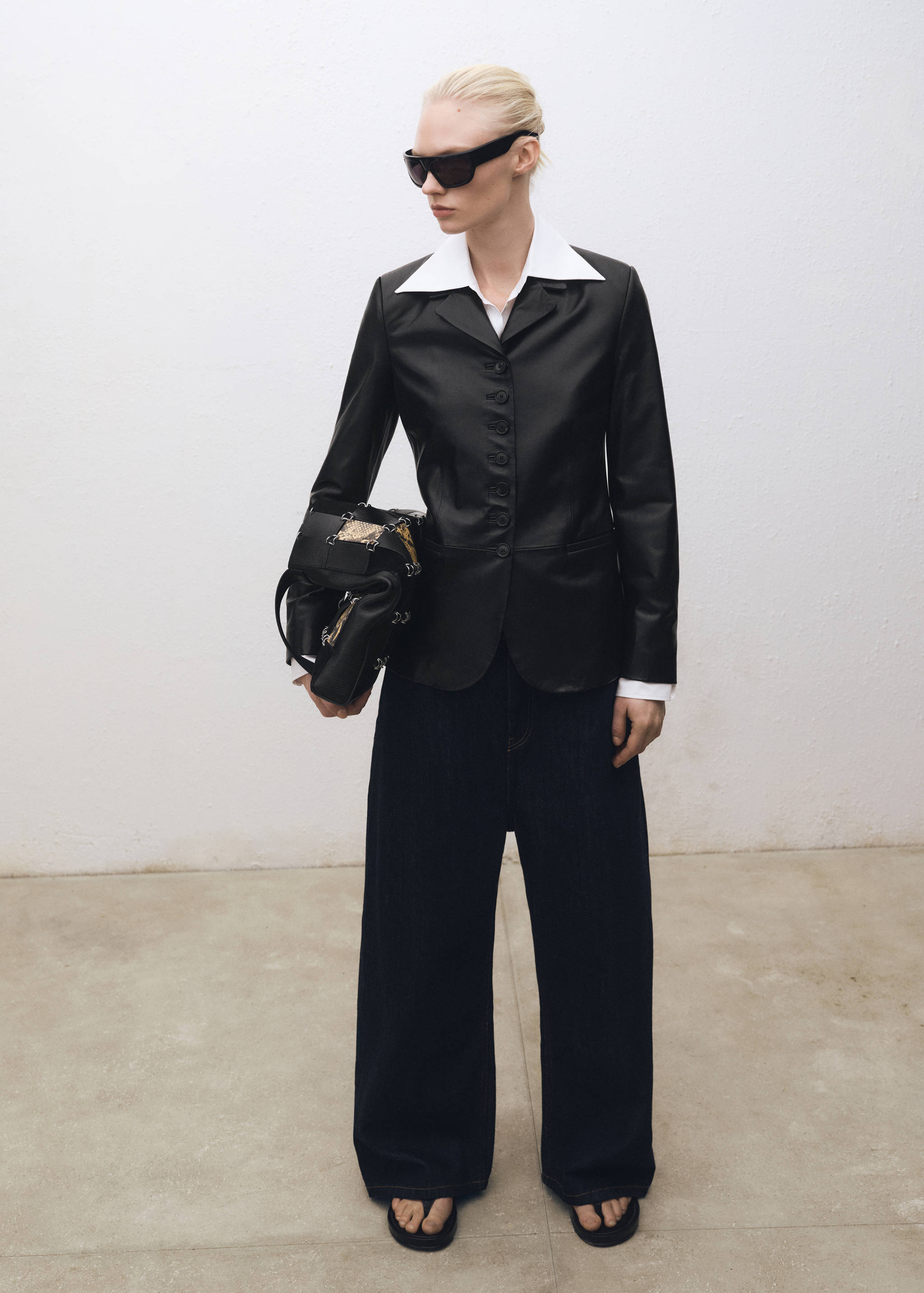 Blazer pelle bottoni - Piano generale