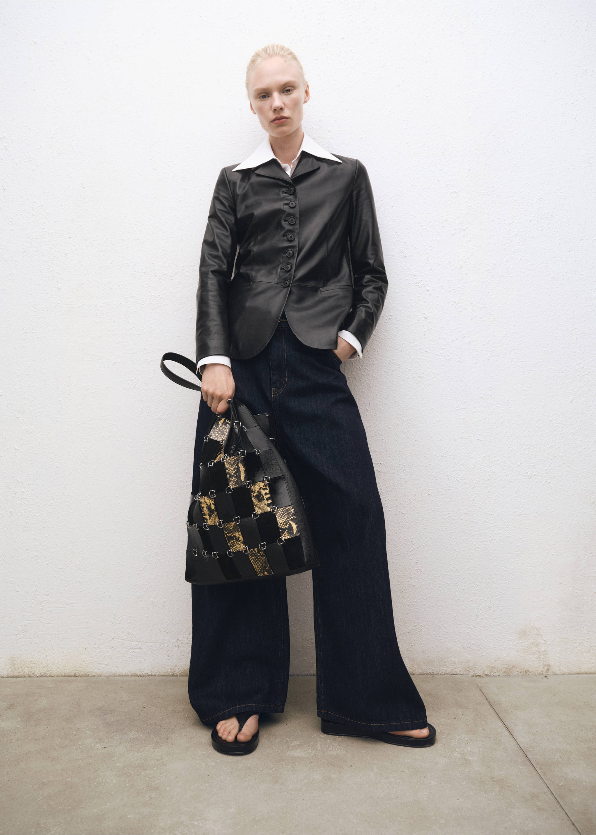 Leather jacket with buttons - Details of the article 2, Black. Ref: 87054418-00.