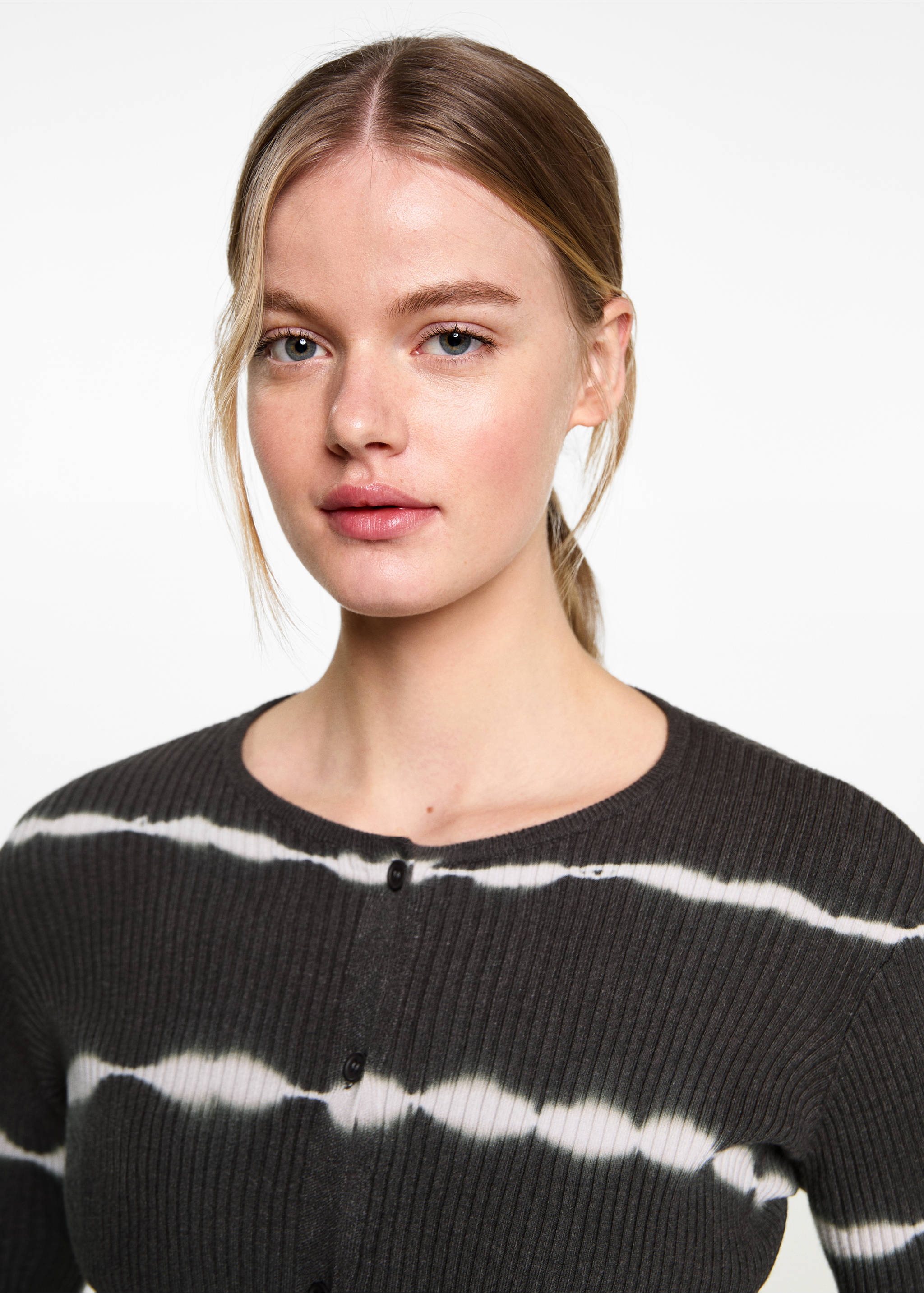 Feiner Strickcardigan - Detail des Artikels 1, Anthrazit. Ref: 87054786-00.