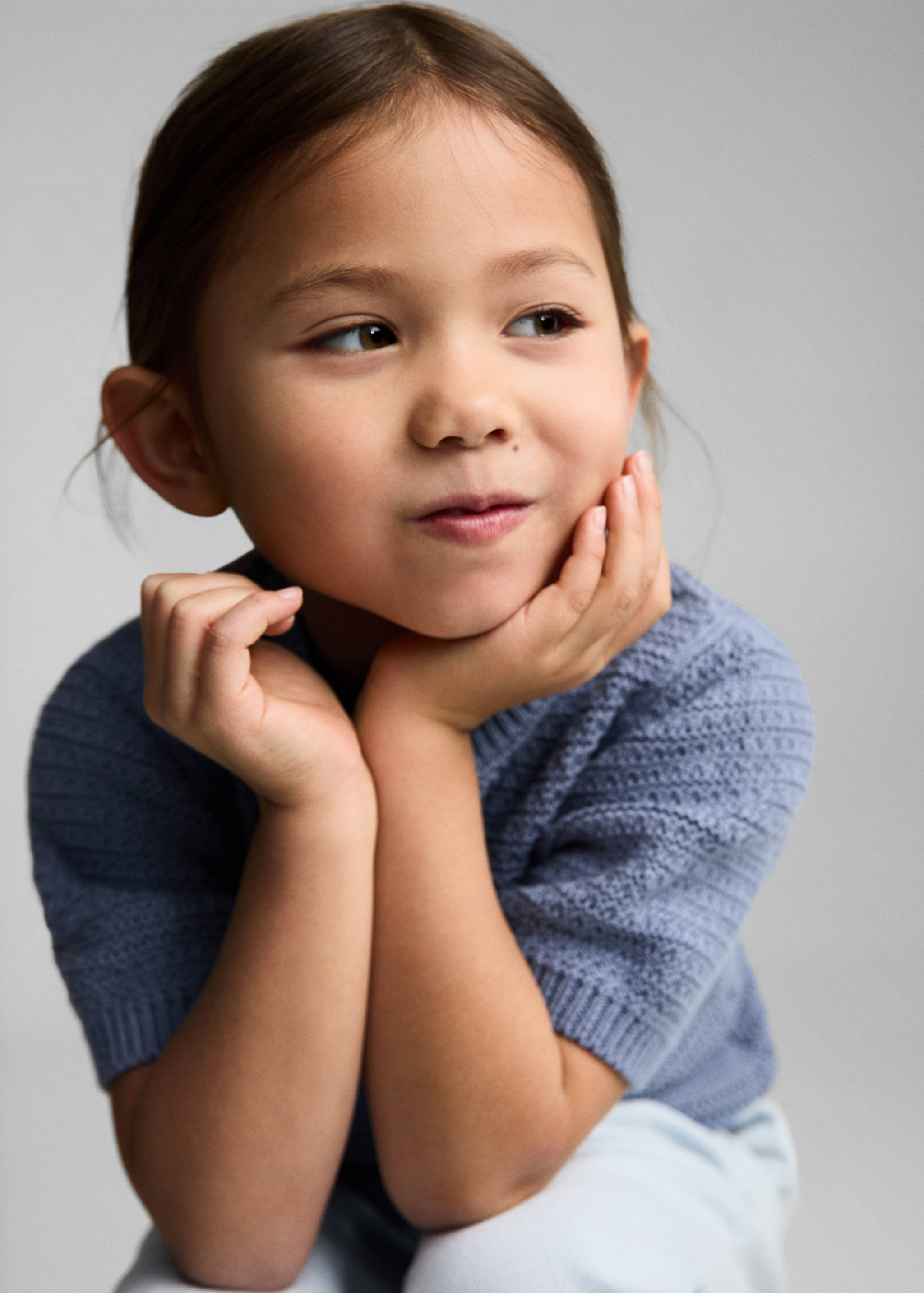 Short-sleeved knitted cotton sweater - Details of the article 1