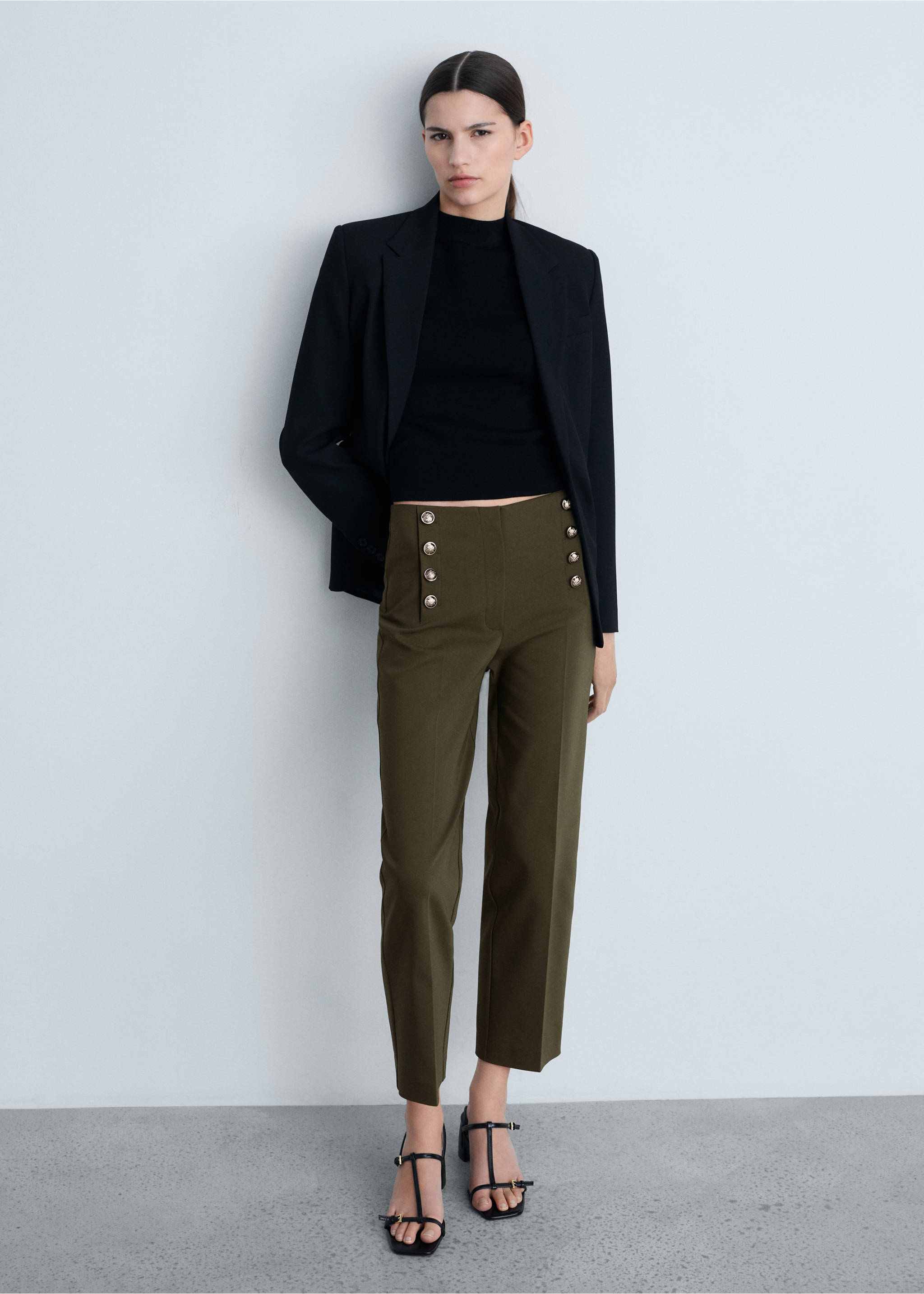 Straight trousers with jewel buttons - General plane, Khaki. Ref: 87054801-00.