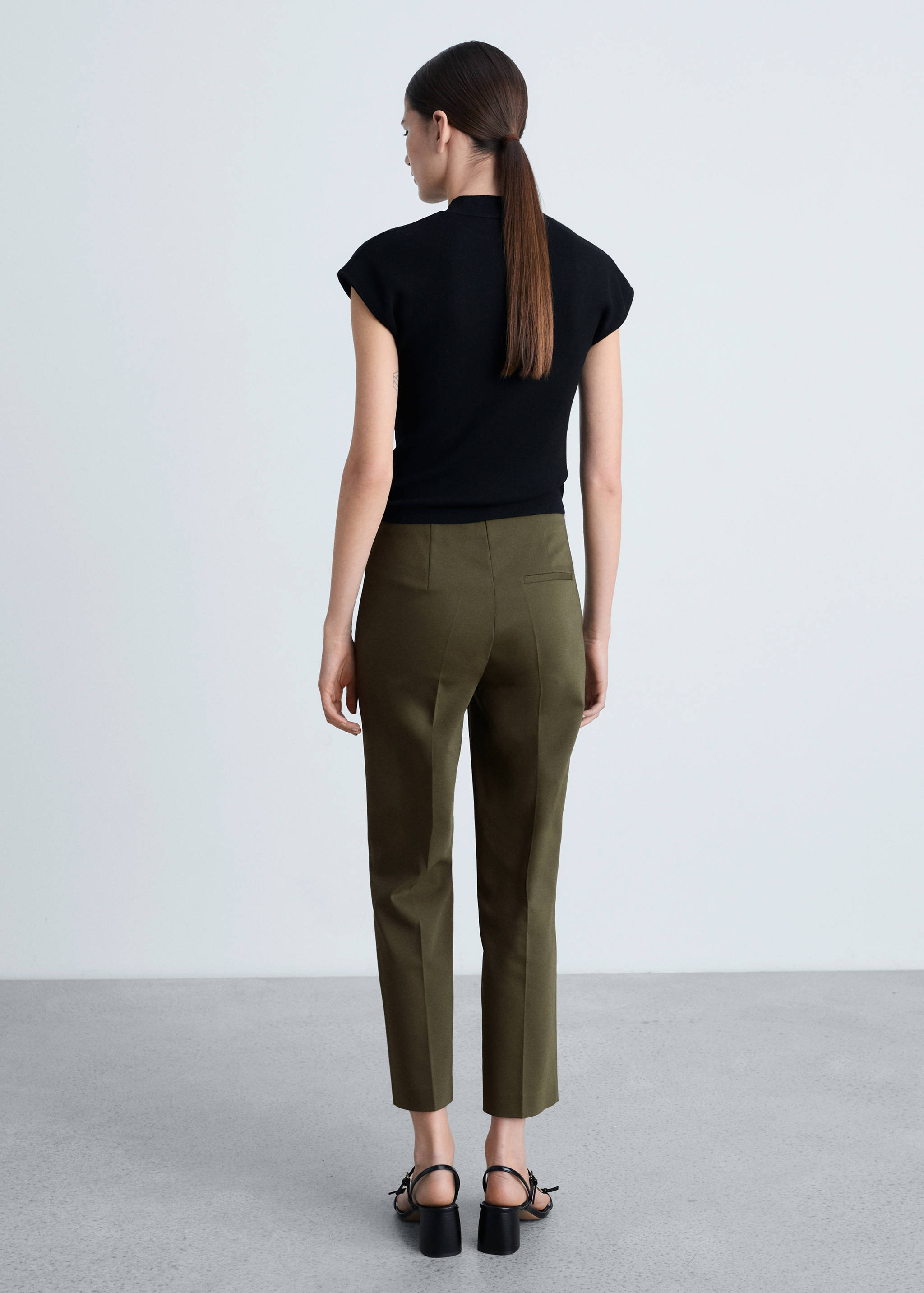 Pantalon droit boutons bijou - Verso de l’article