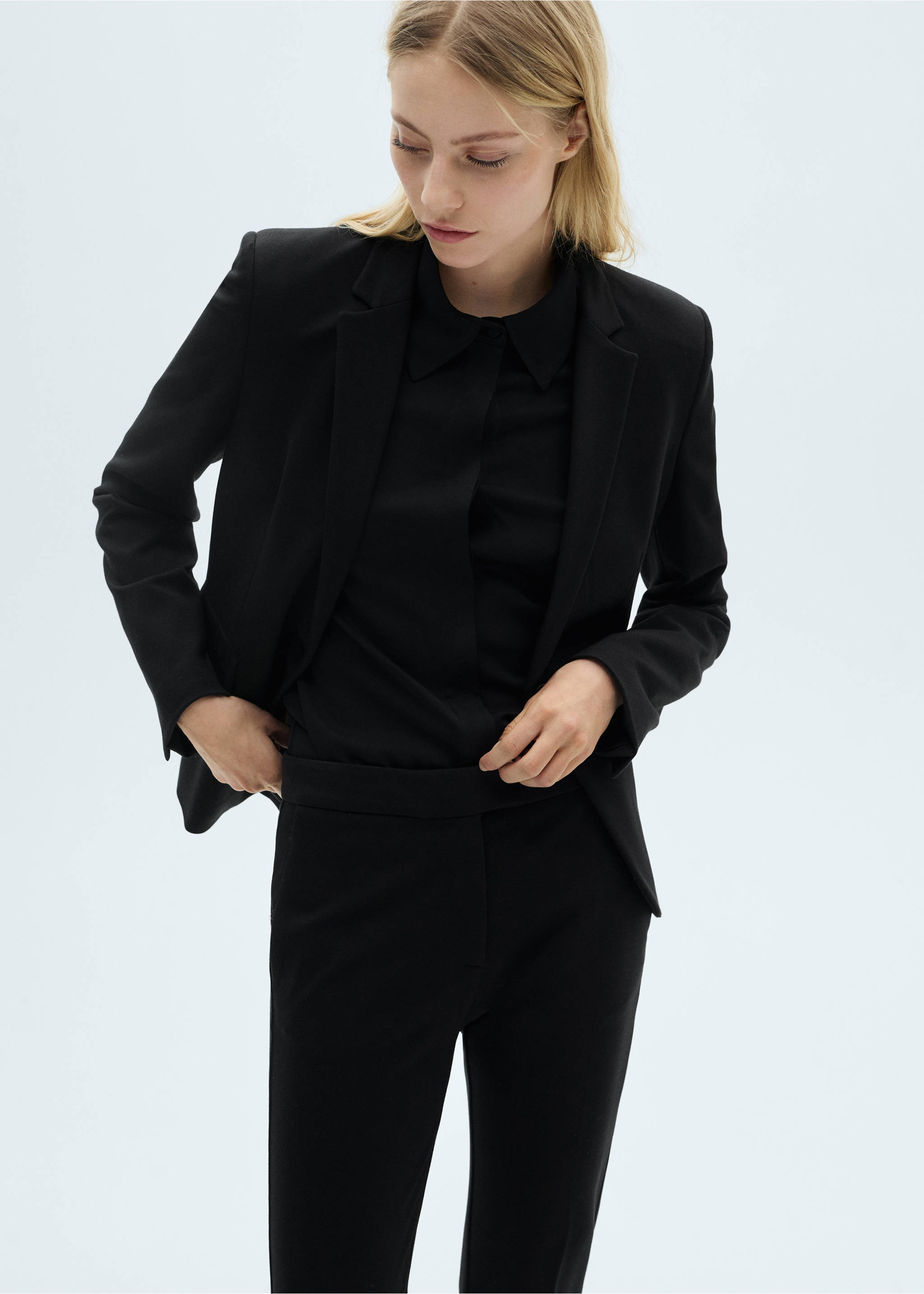 Straight mid-rise trousers - Details of the article 1, Black. Ref: 87054808-00.