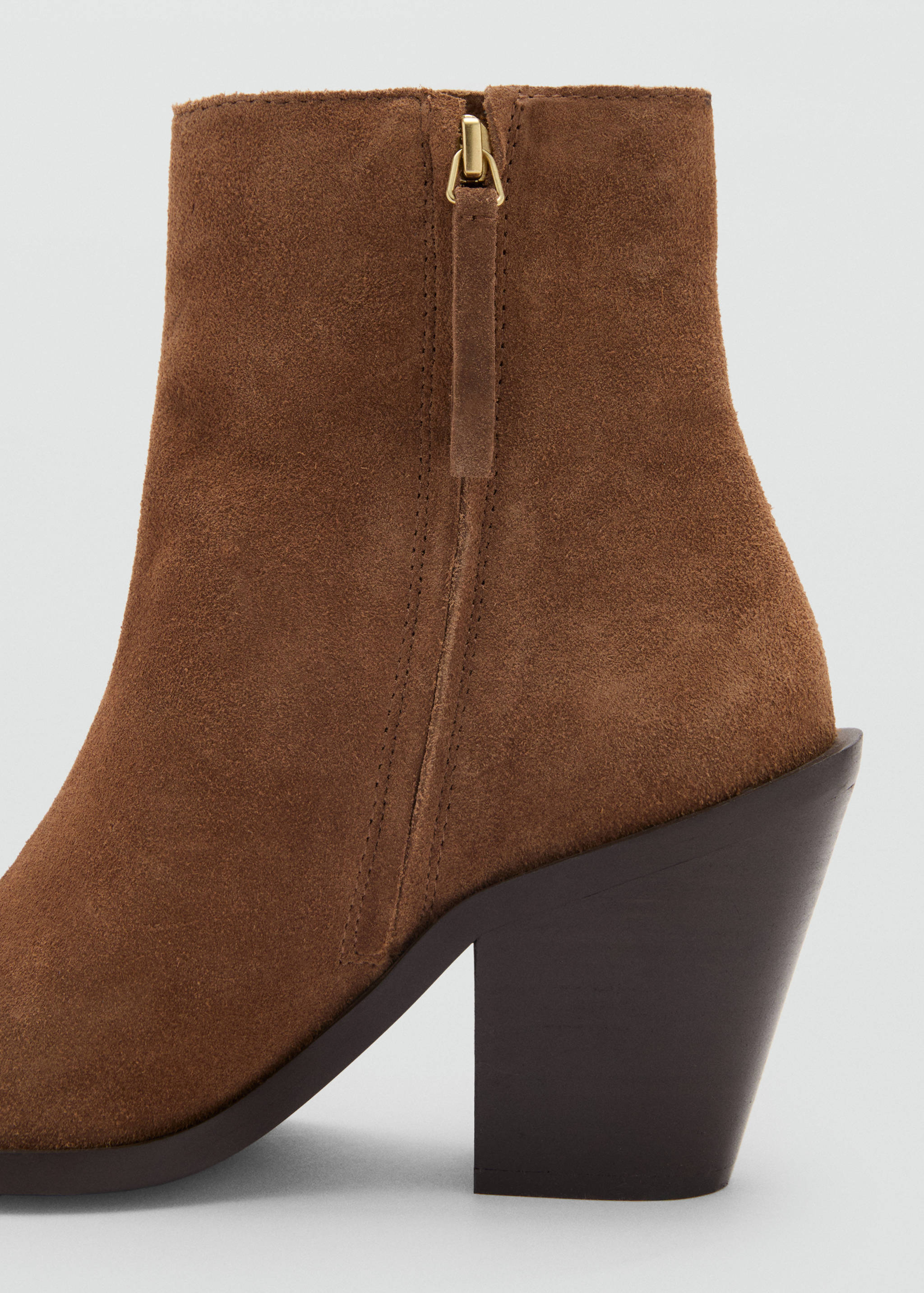 Heel suede ankle boot - Details of the article 2