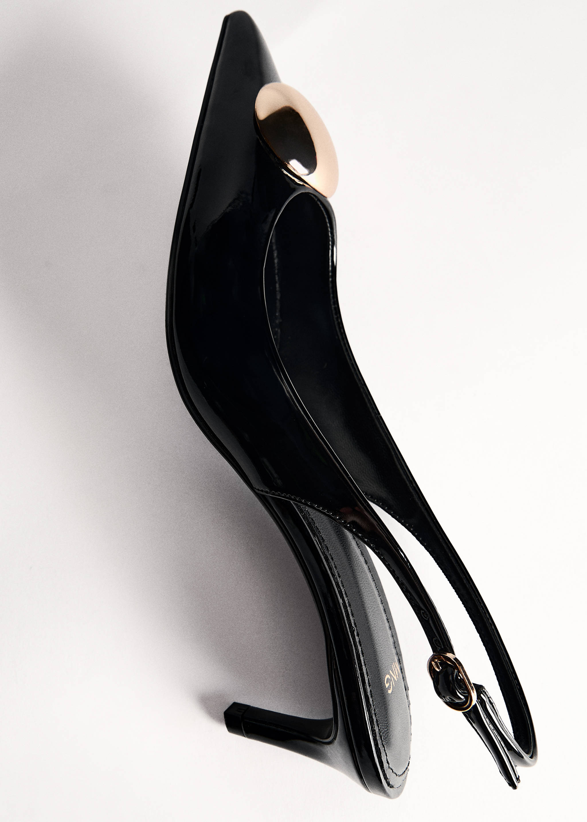 Kitten-heel shoes with metallic decoration - Details of the article 5