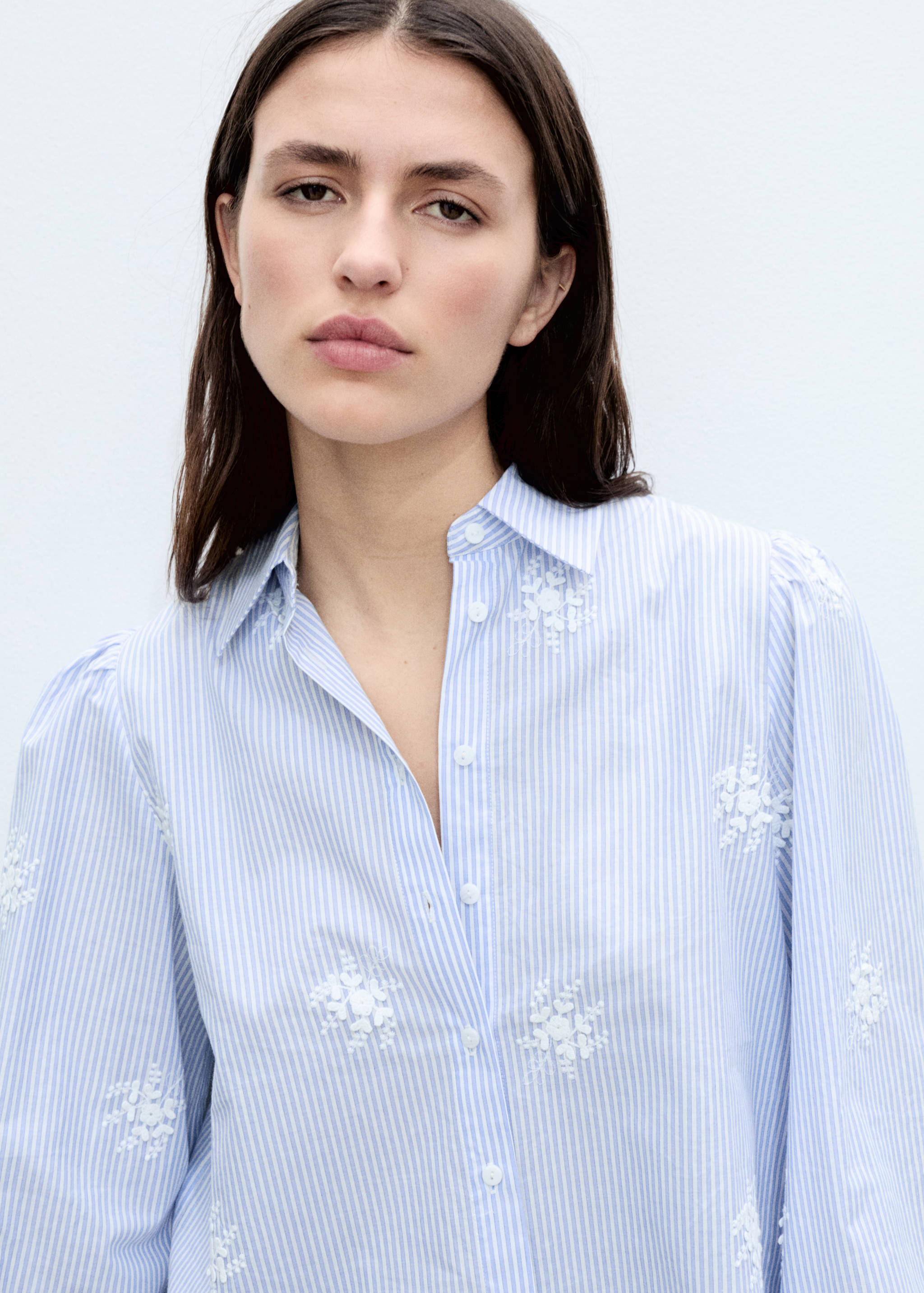 Camisa rayas bordado floral - Detalle del artículo 1