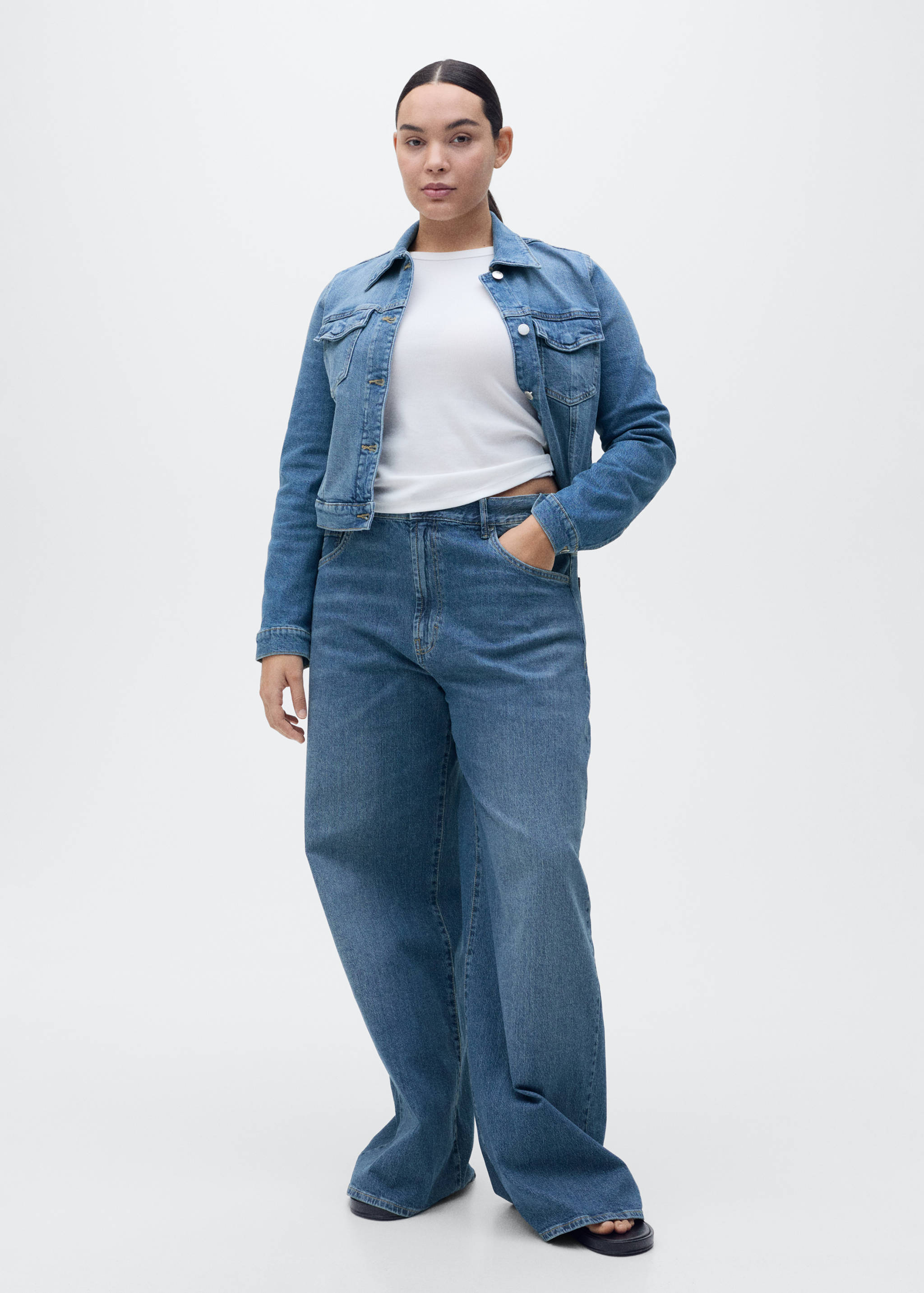 High-waisted wideleg jeans - Details of the article 3