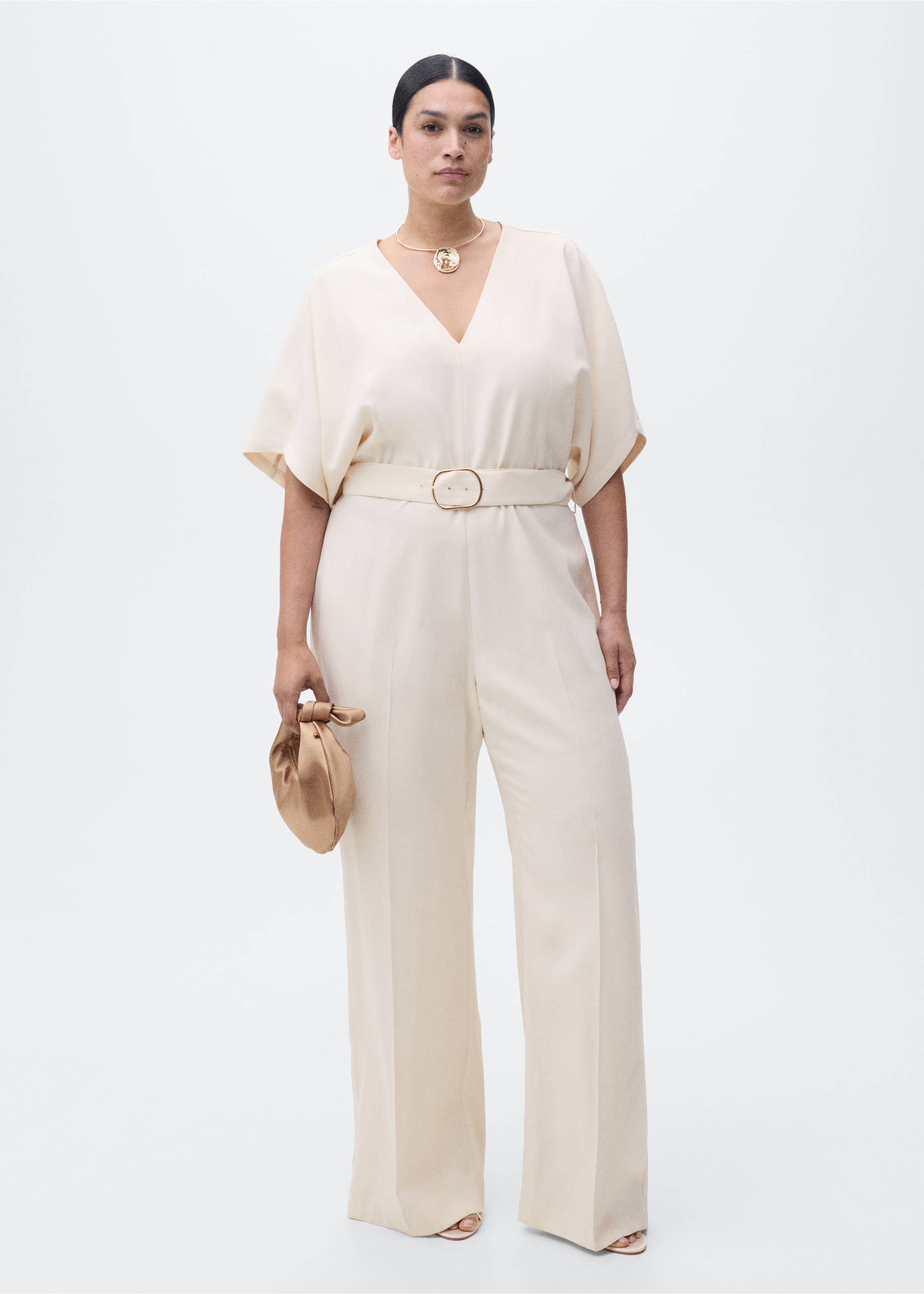 Long jumpsuit with belt and buckle - Details of the article 3, Ecru. Ref: 87055754-00.