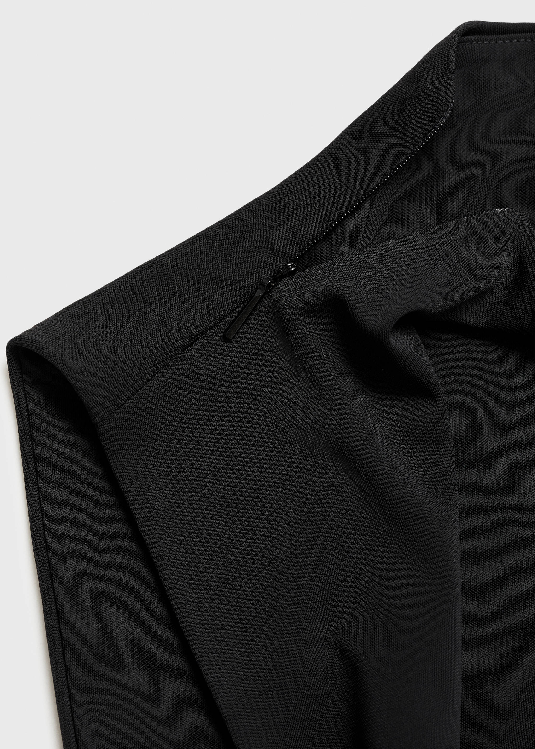 Draped dress with side-slit - Details of the article 8