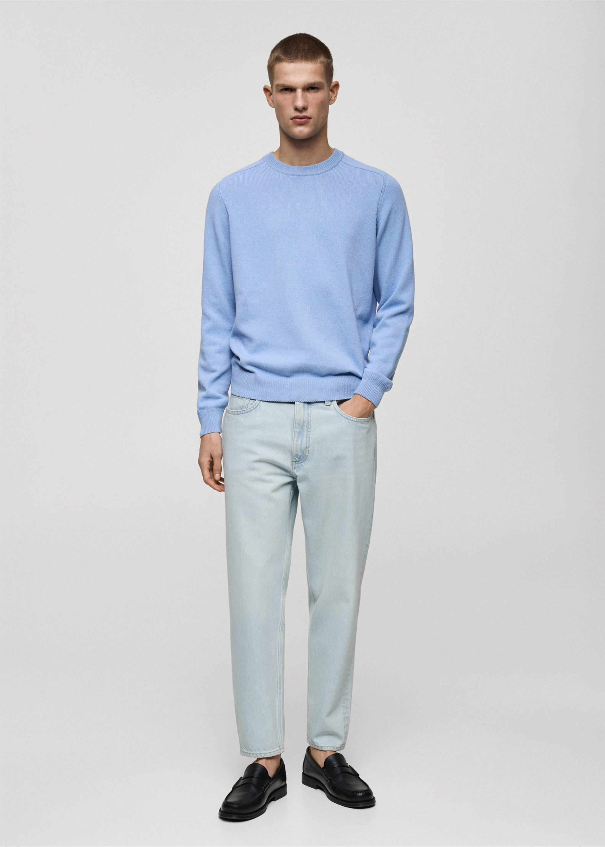 Cropped carrot-fit jeans - General plane, Bleach Blue. Ref: 87055921-00.