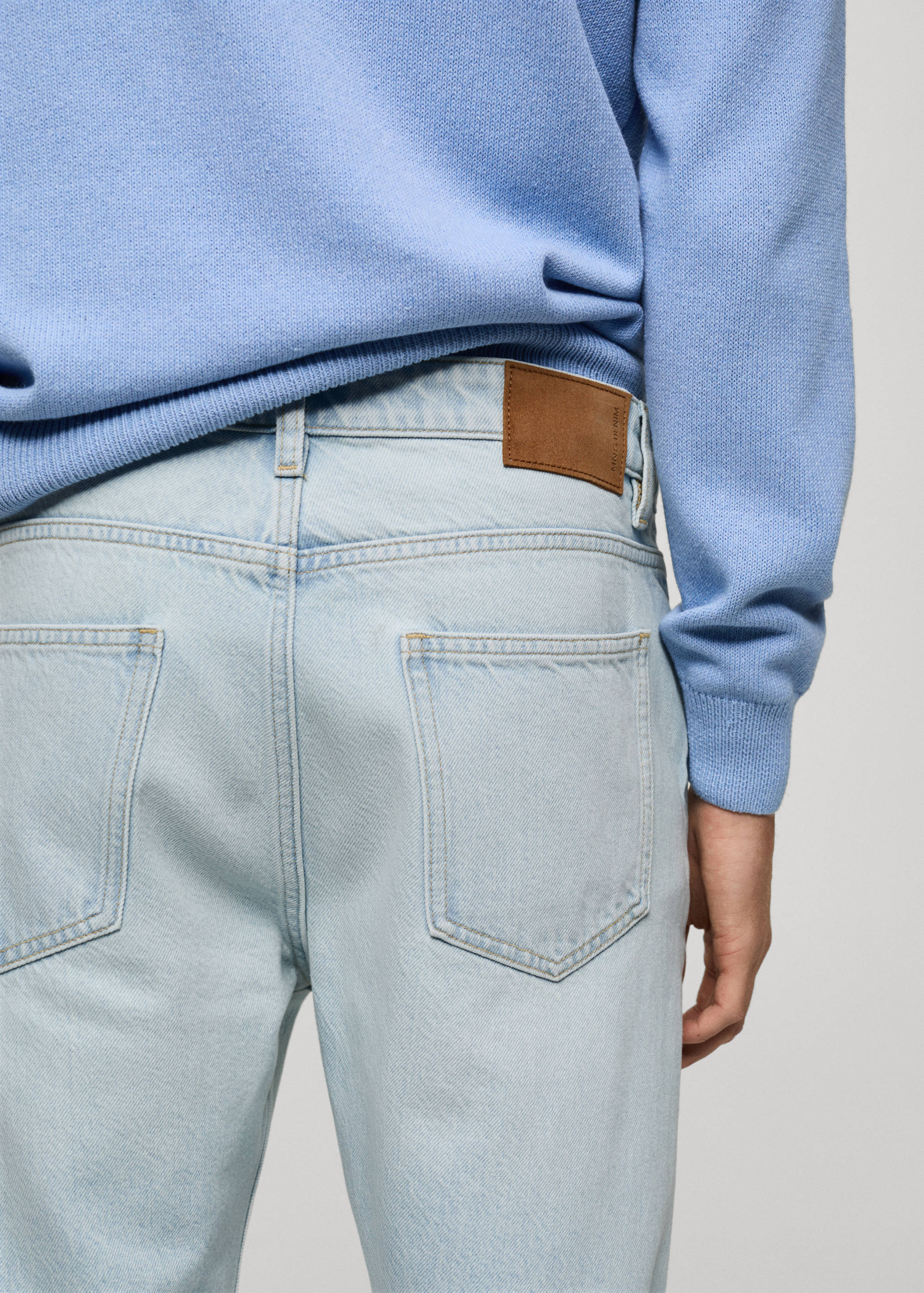 Carrot-Fit-Jeans in Cropped-Länge - Detail des Artikels 6
