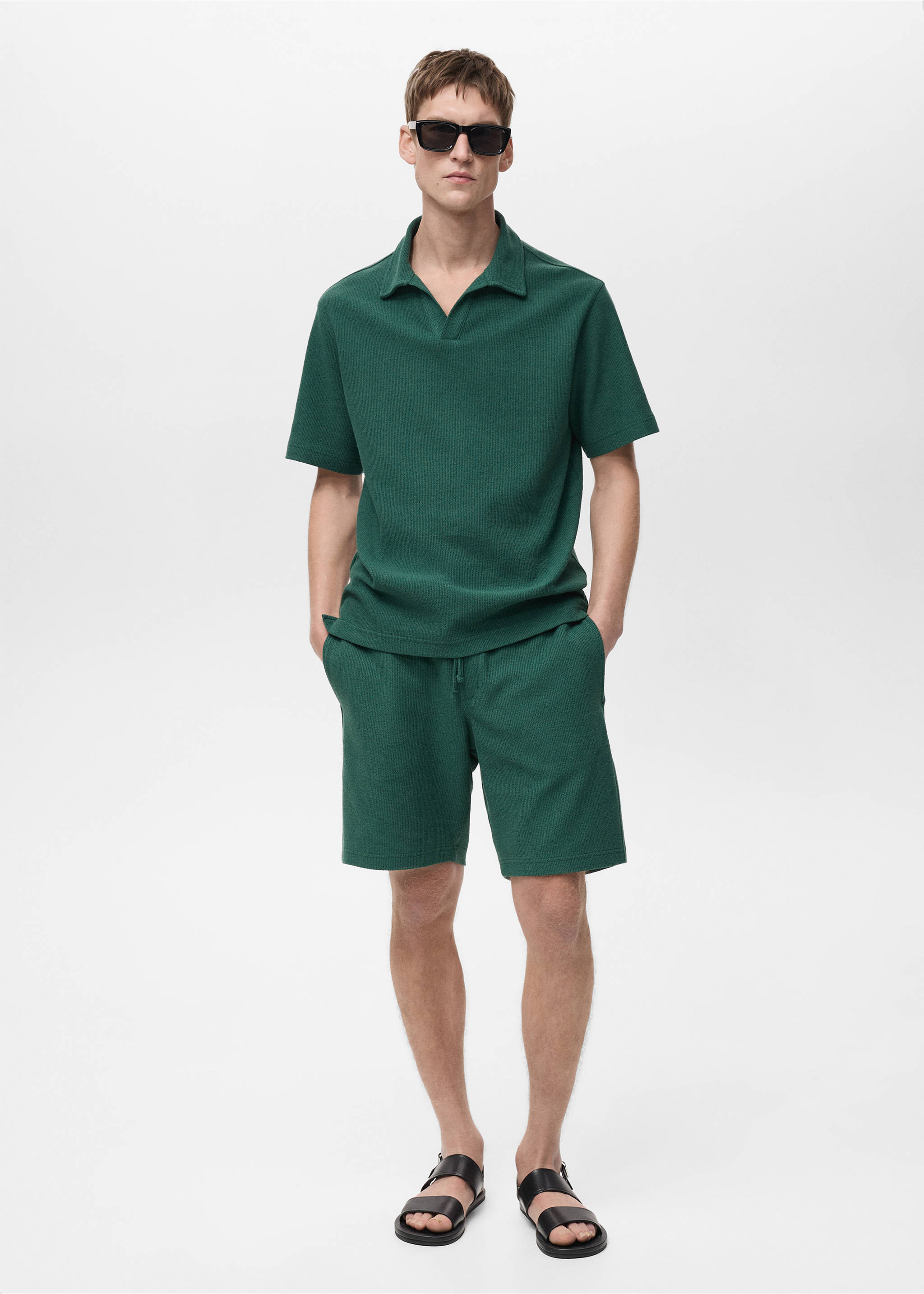 Textured cotton bermuda shorts with drawstring - General plane, Green. Ref: 87055924-00.