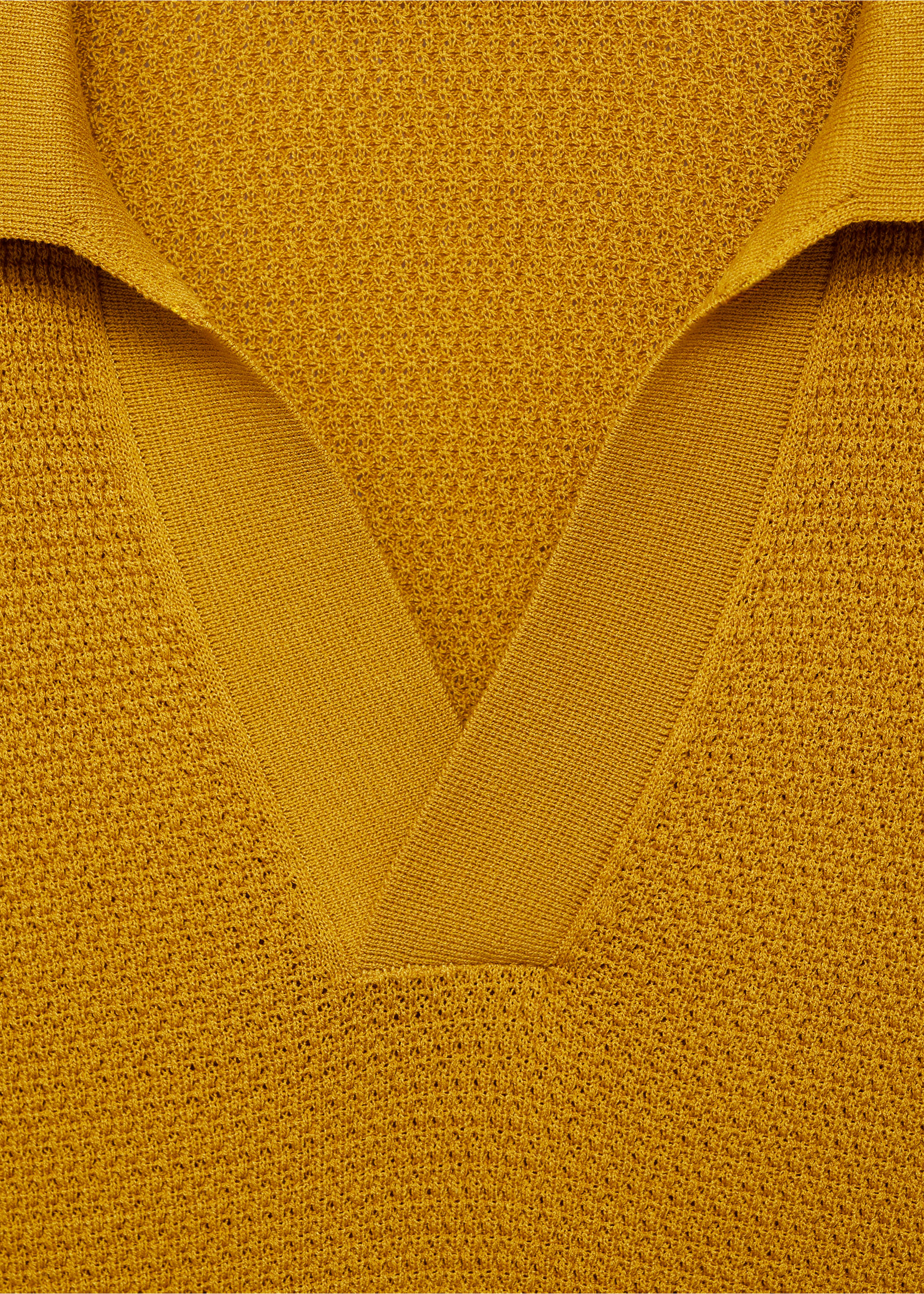 Strukturiertes Feinstrick-Poloshirt - Detail des Artikels 8, Curry. Ref: 87055933-00.