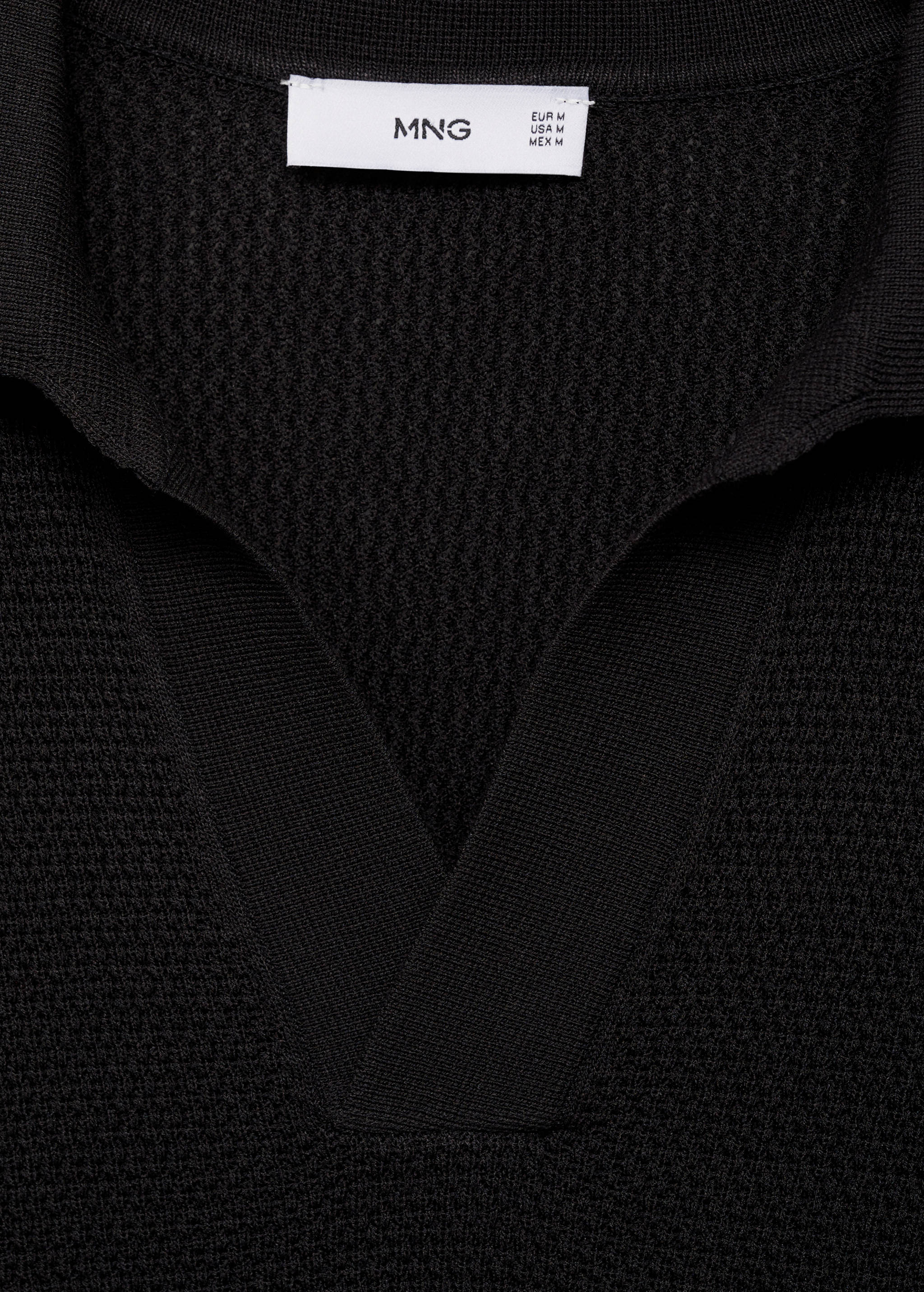 Strukturiertes Feinstrick-Poloshirt - Detail des Artikels 8