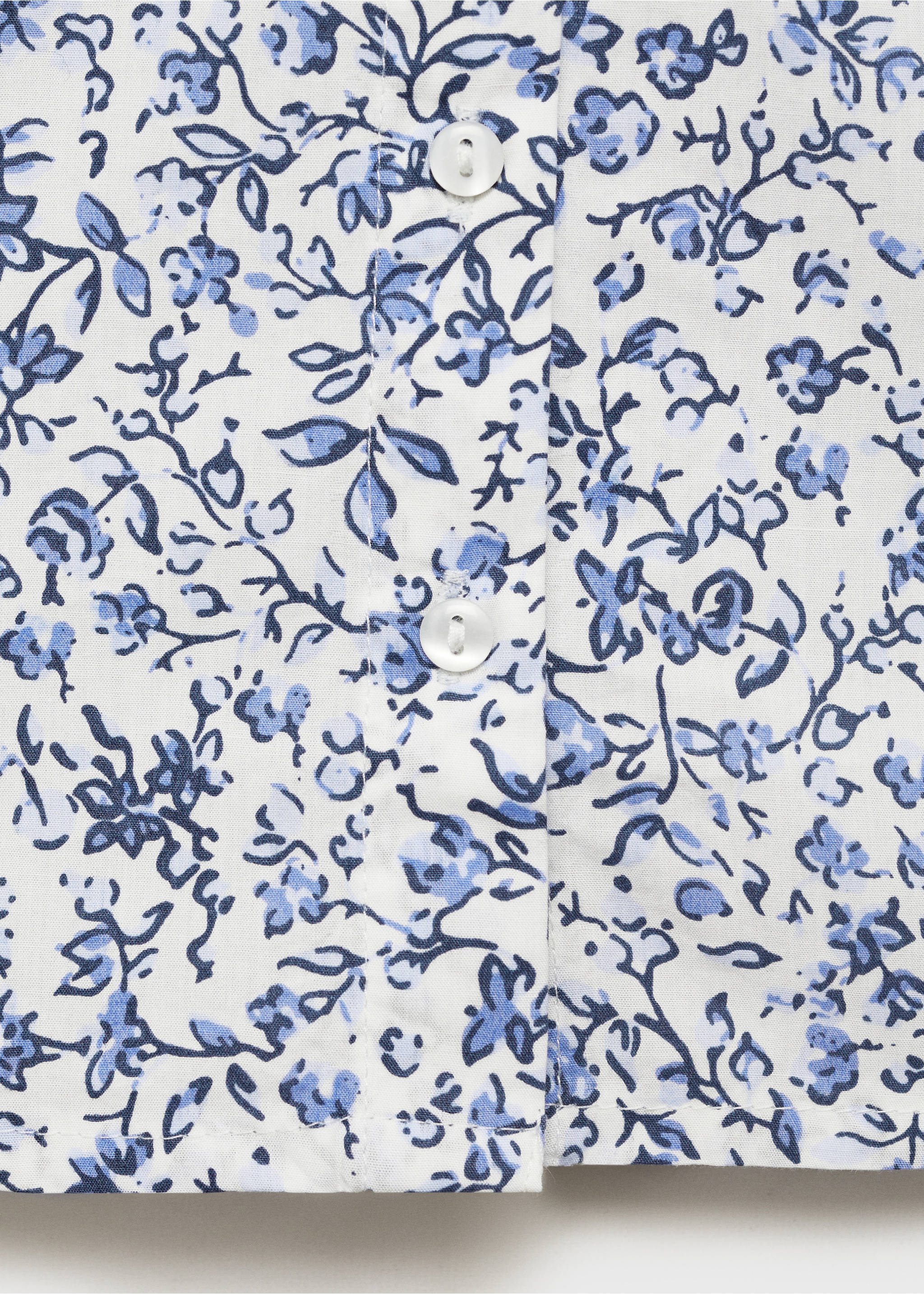 Gemusterte Bluse mit Babydollkragen - Detail des Artikels 0, Weiß. Ref: 87055938-00.