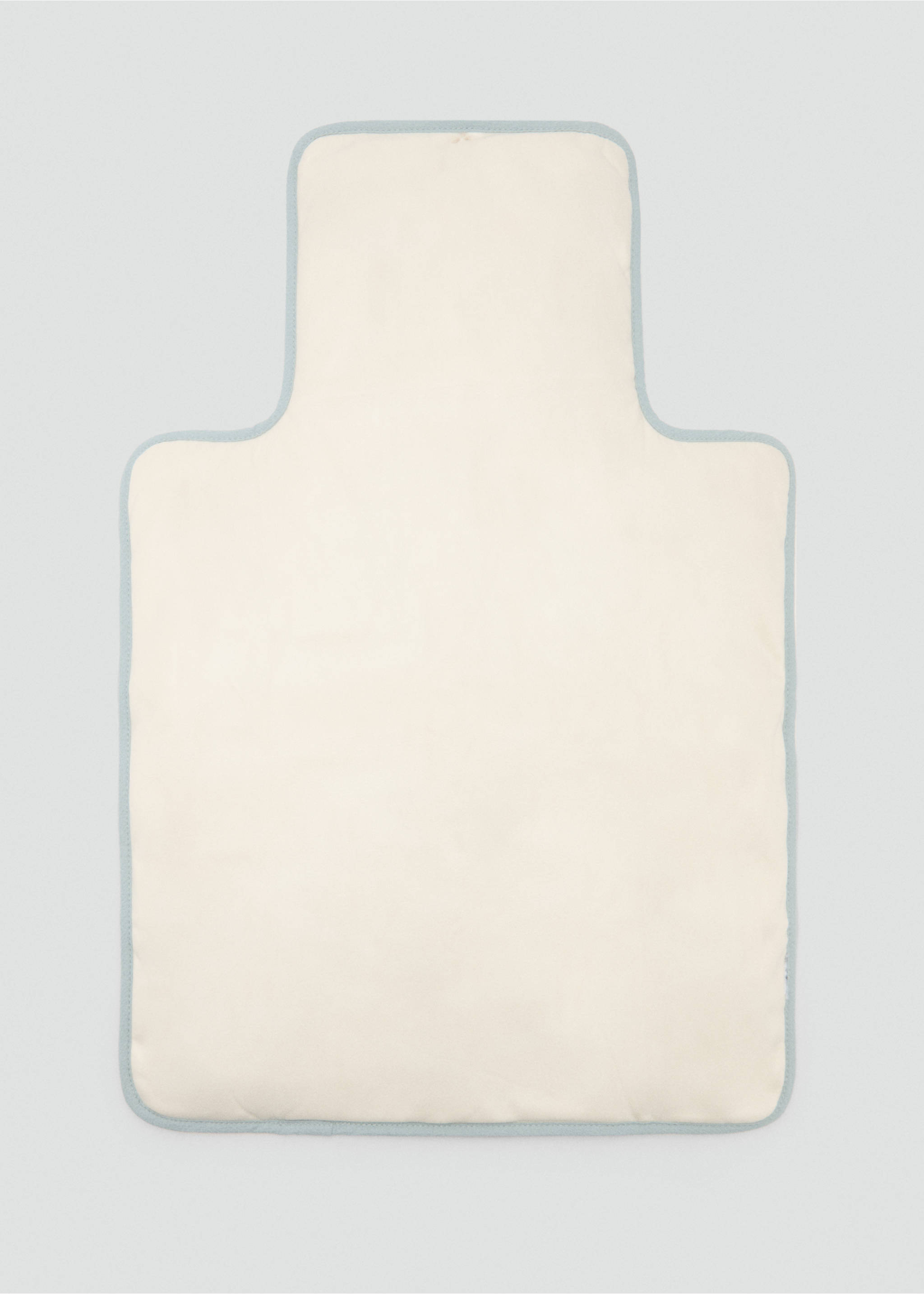 Textured travel changer - Details of the article 1, Green. Ref: 87055965-00.