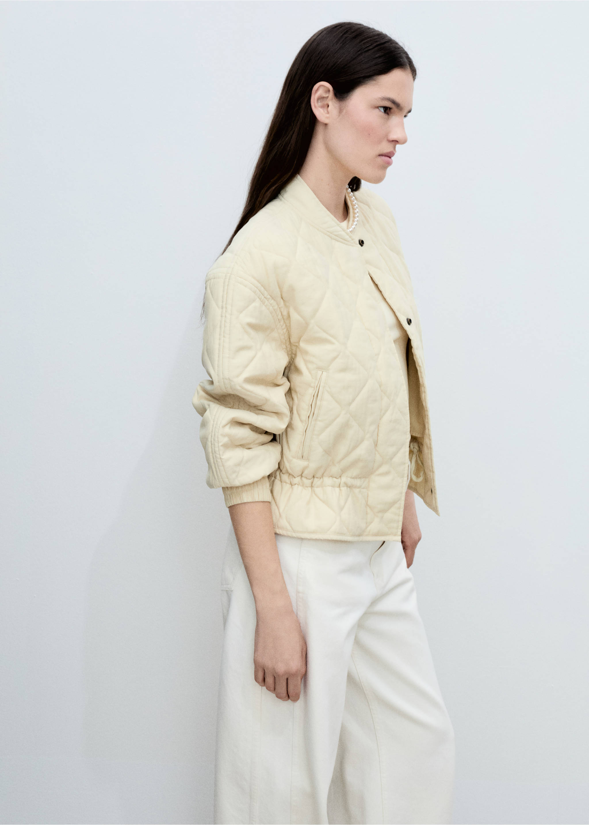 Quilted bomber jacket - Details of the article 2, Pastel Yellow. Ref: 87055968-00.