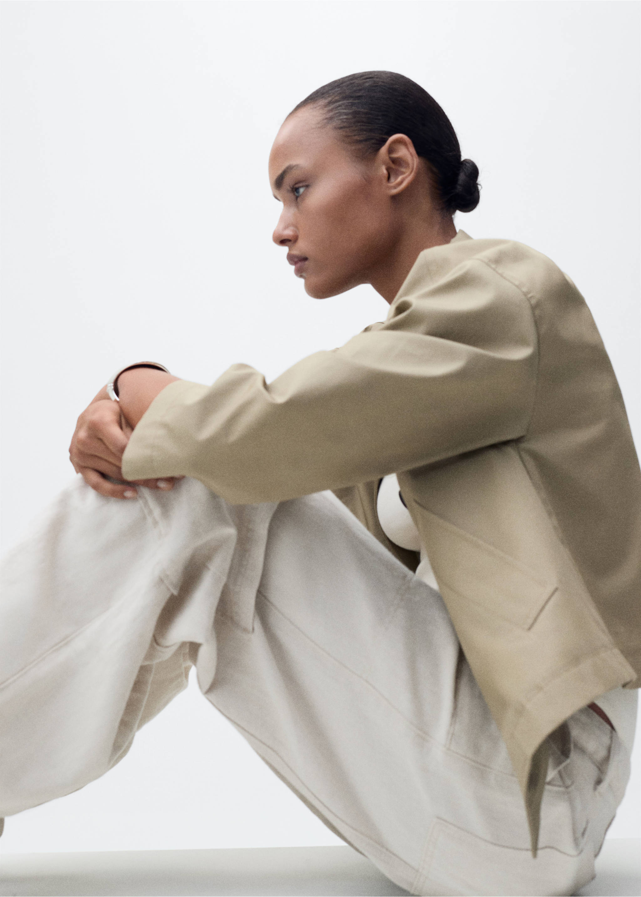 Pantalons cargo lli vora abullonada - Detall de l'article 1, Gris clar/pastel. Ref: 87055995-00.