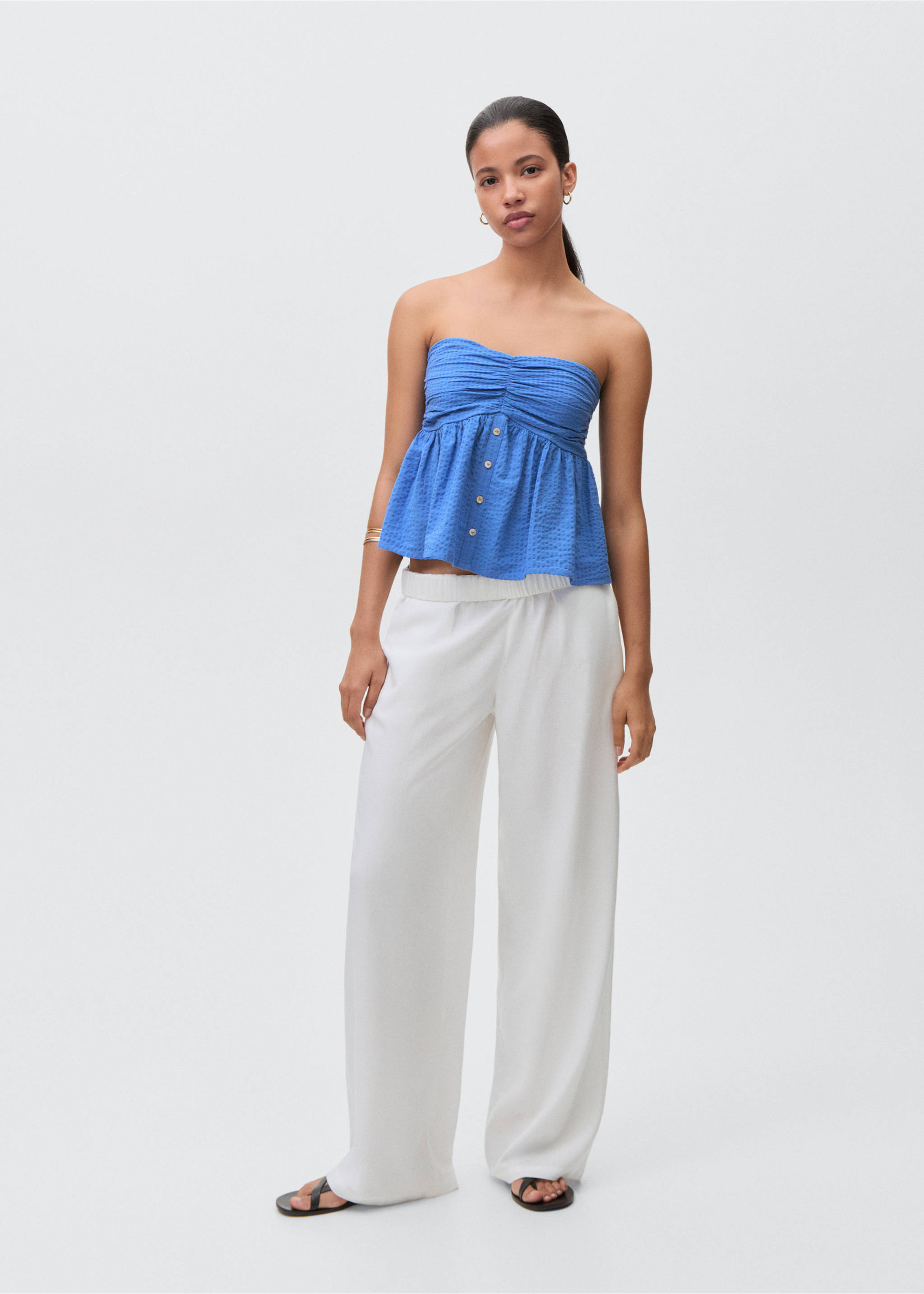 Schulterfreies Top mit Raffdetails - Allgemeine Ansicht, Blau. Ref: 87056338-00.