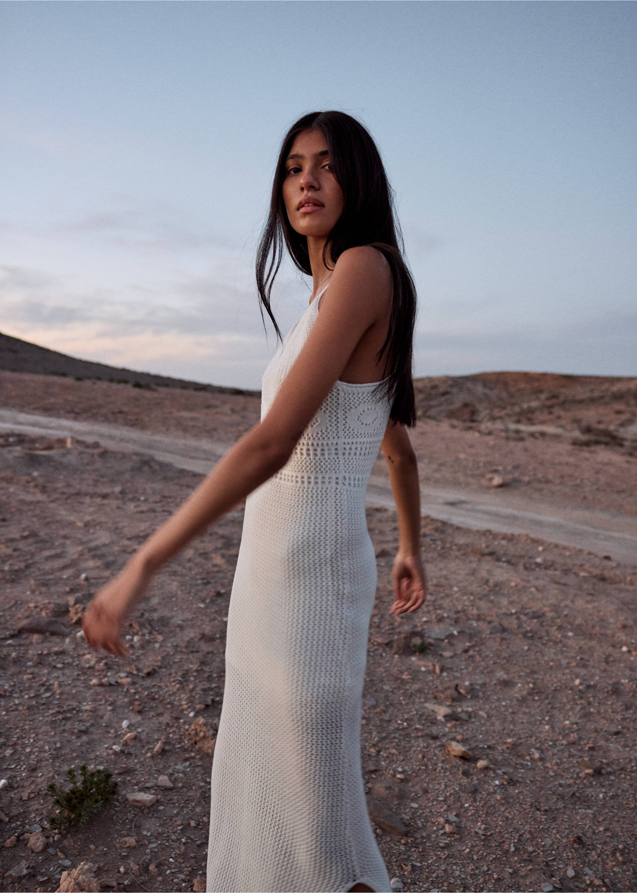 Crochet long dress - Details of the article 5, Off White. Ref: 87056340-00.