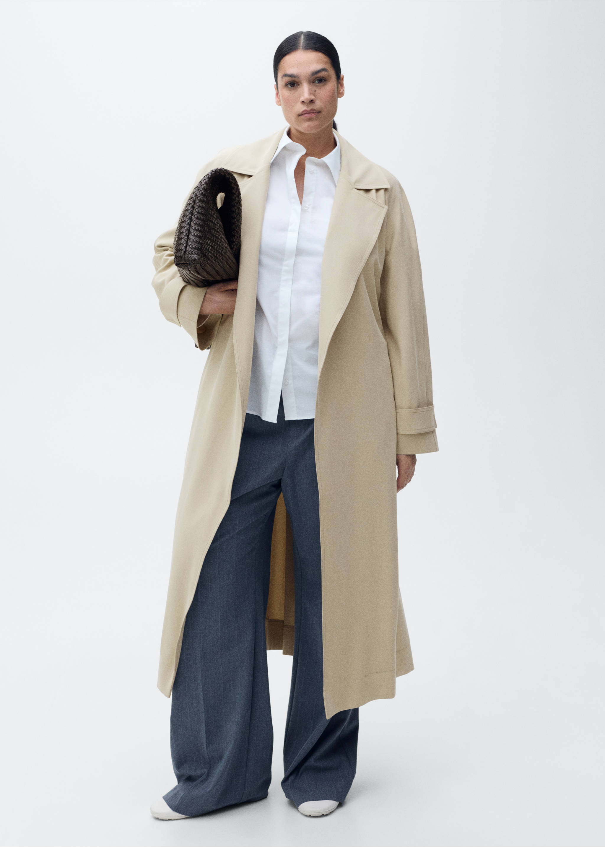 Soft Trenchcoat mit Gürtel - Detail des Artikels 3, Hellgrau/Pastellgrau. Ref: 87056354-00.