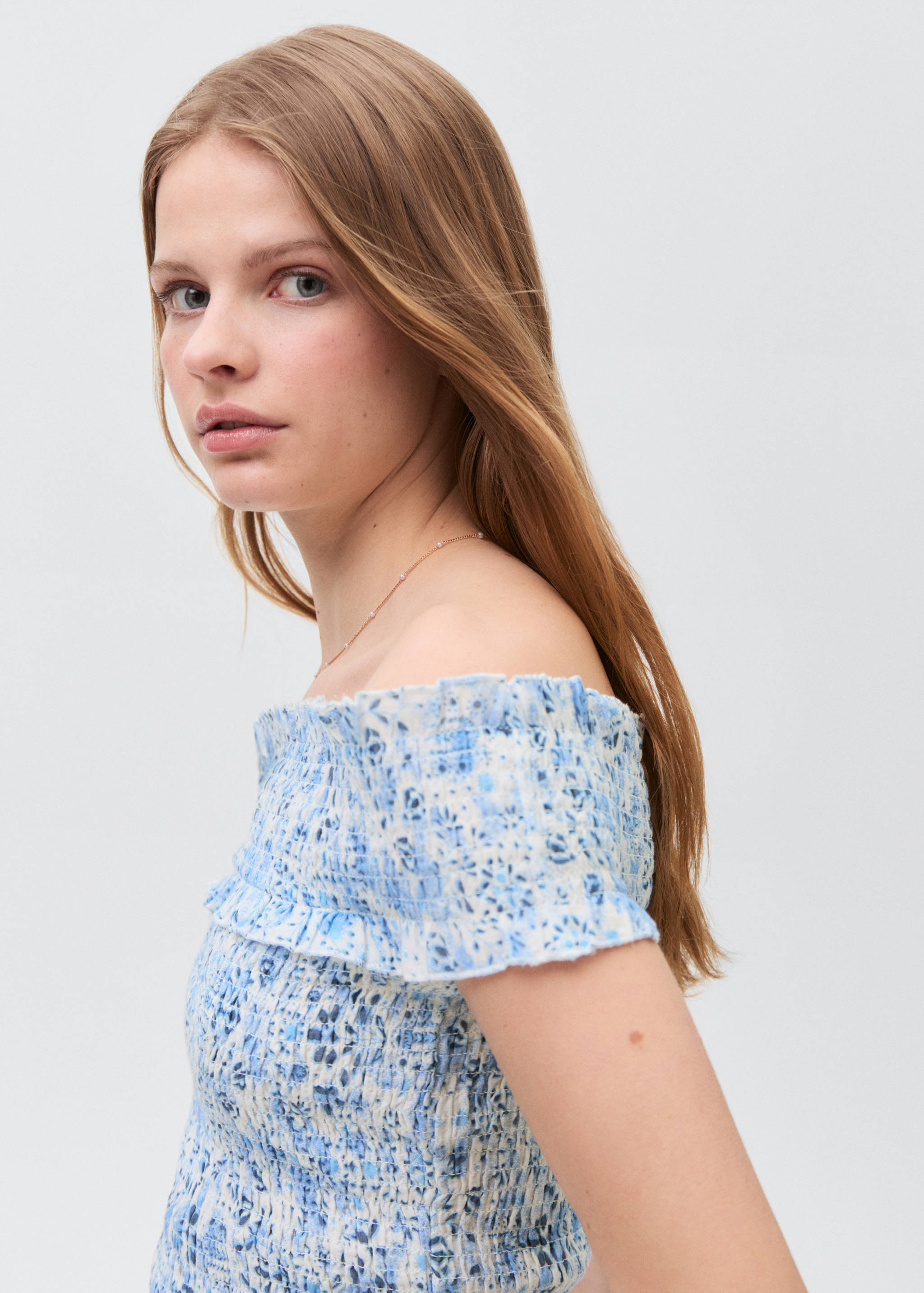 Off-shoulder top - Details of the article 1