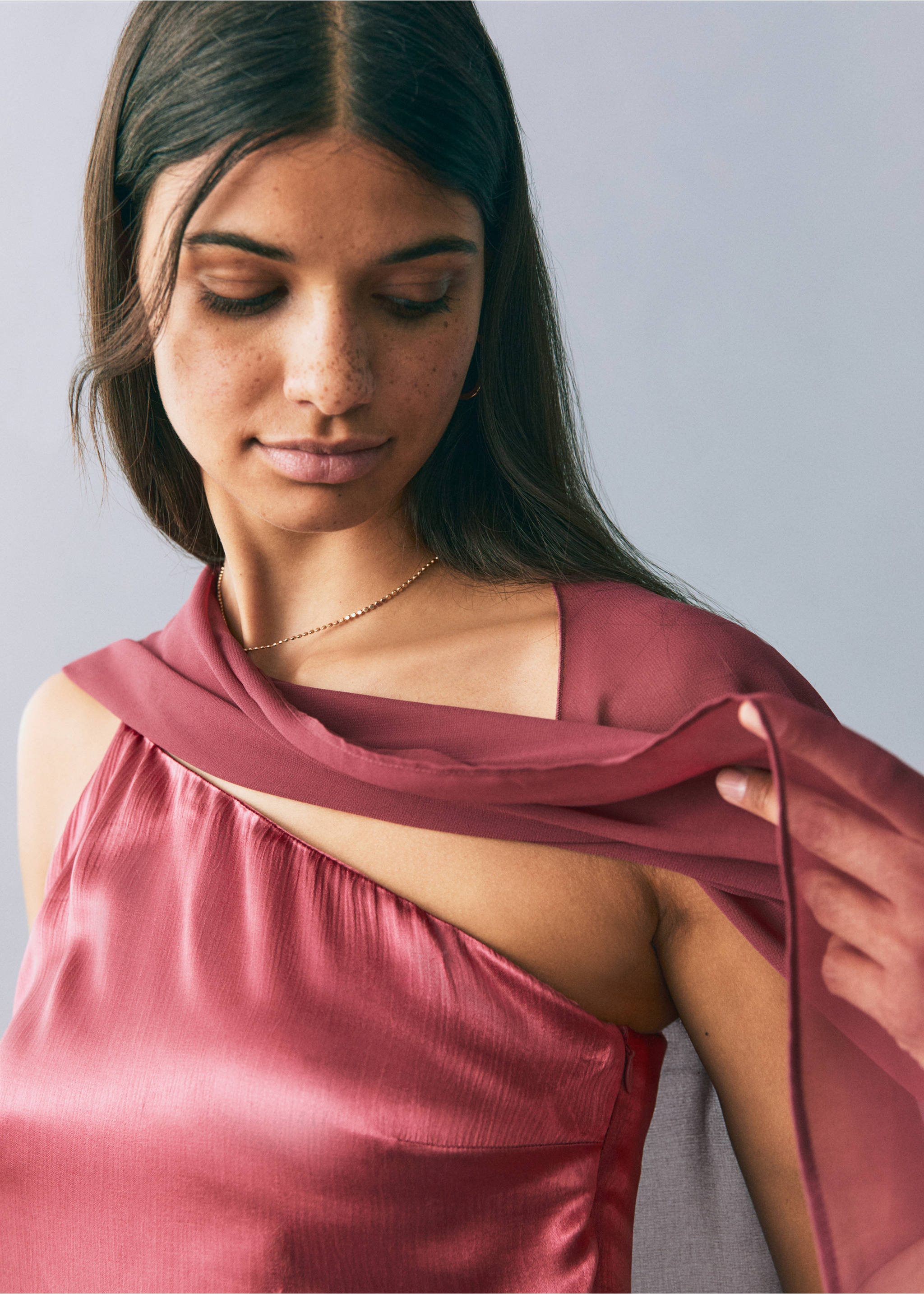 Chiffon layer top - Details of the article 1, Burgundy. Ref: 87056366-00.