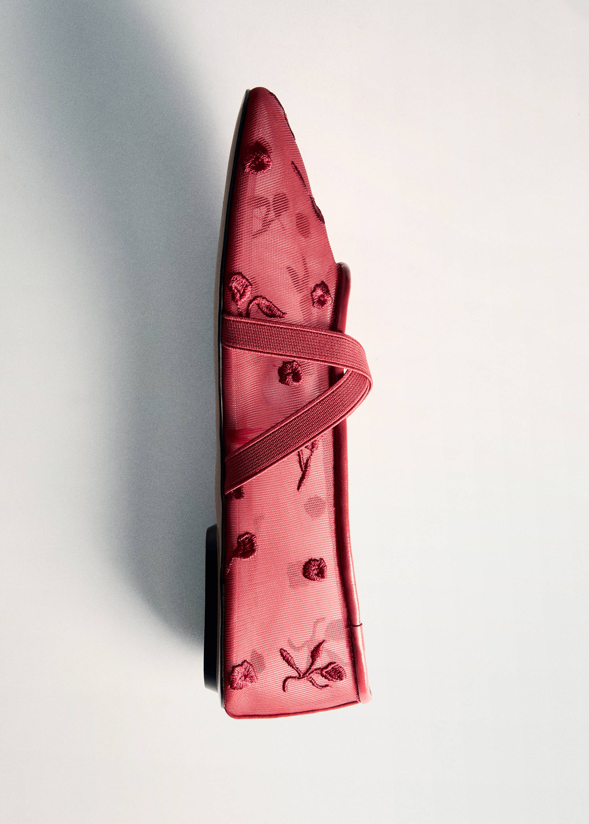 Ballerines brides croisées fleurs brodées - Détail de l'article 5