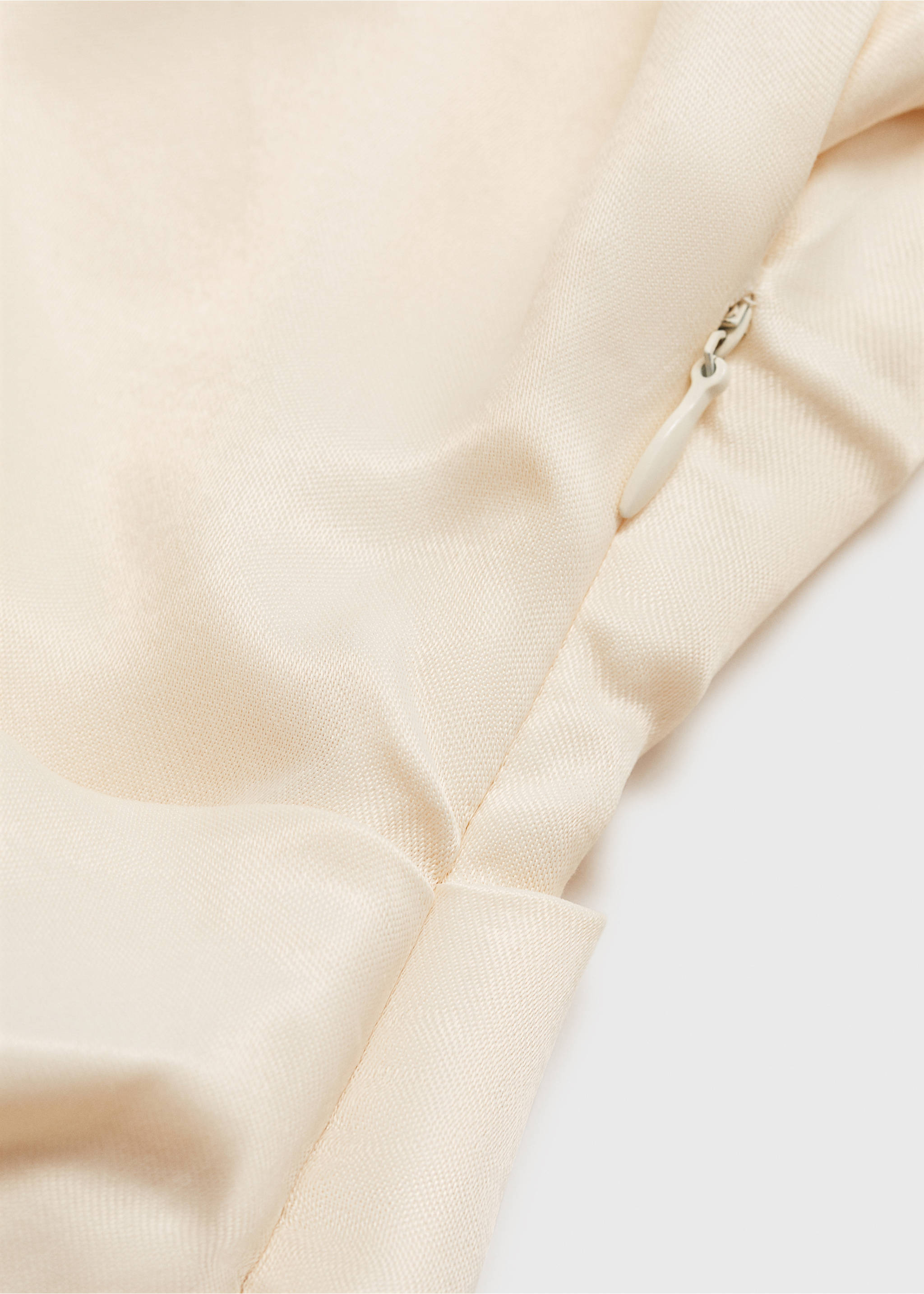 Asymmetrisches Midikleid mit Drapierung - Detail des Artikels 0, Ecru. Ref: 87056711-00.