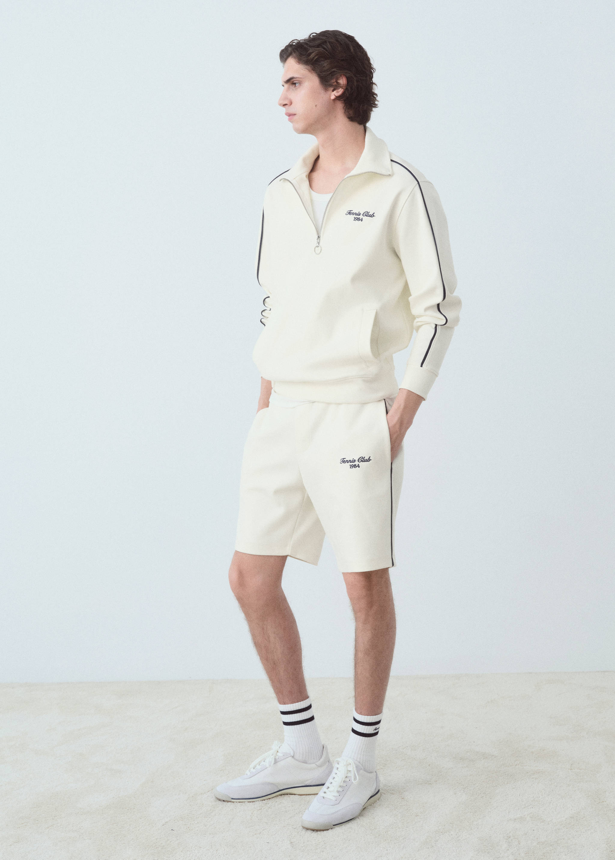 Cotton shorts with elastic waist - General plane