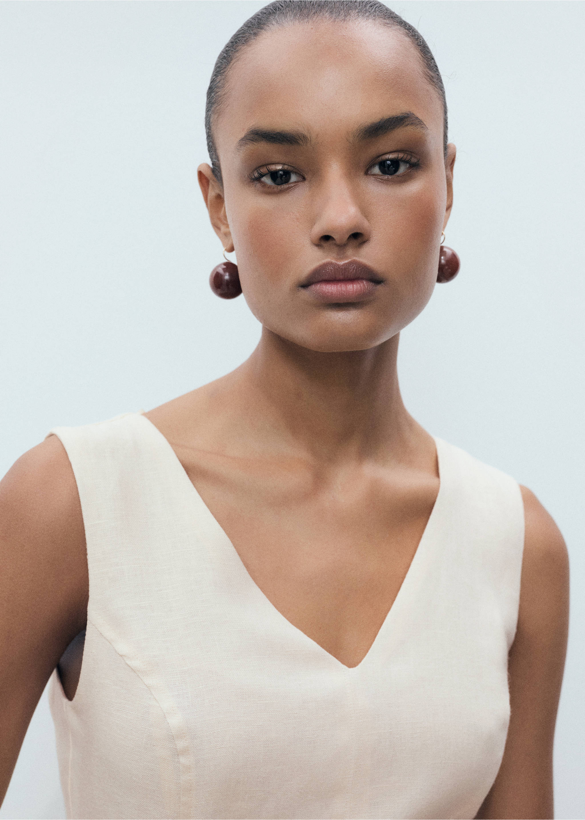 Belt linen dress - Details of the article 1, Beige. Ref: 87057164-00.