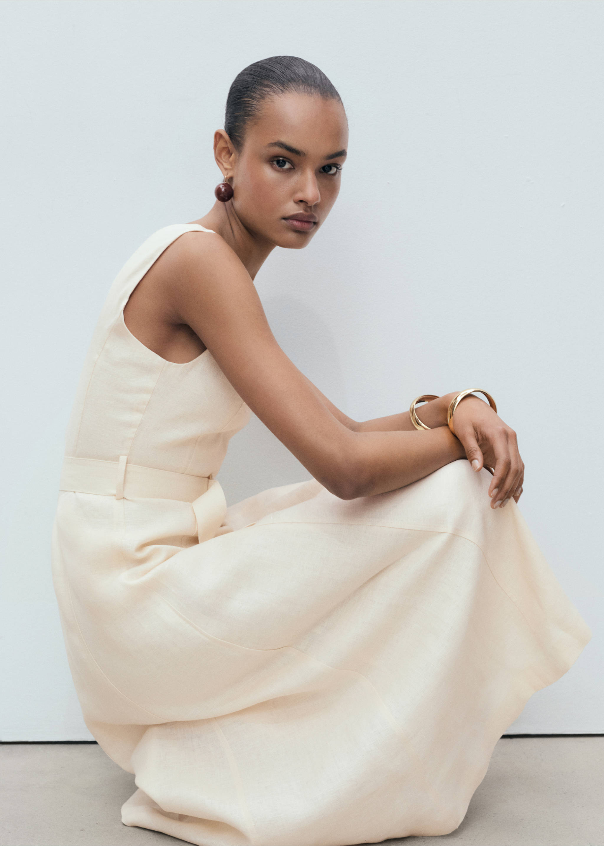 Belt linen dress - Details of the article 2, Beige. Ref: 87057164-00.