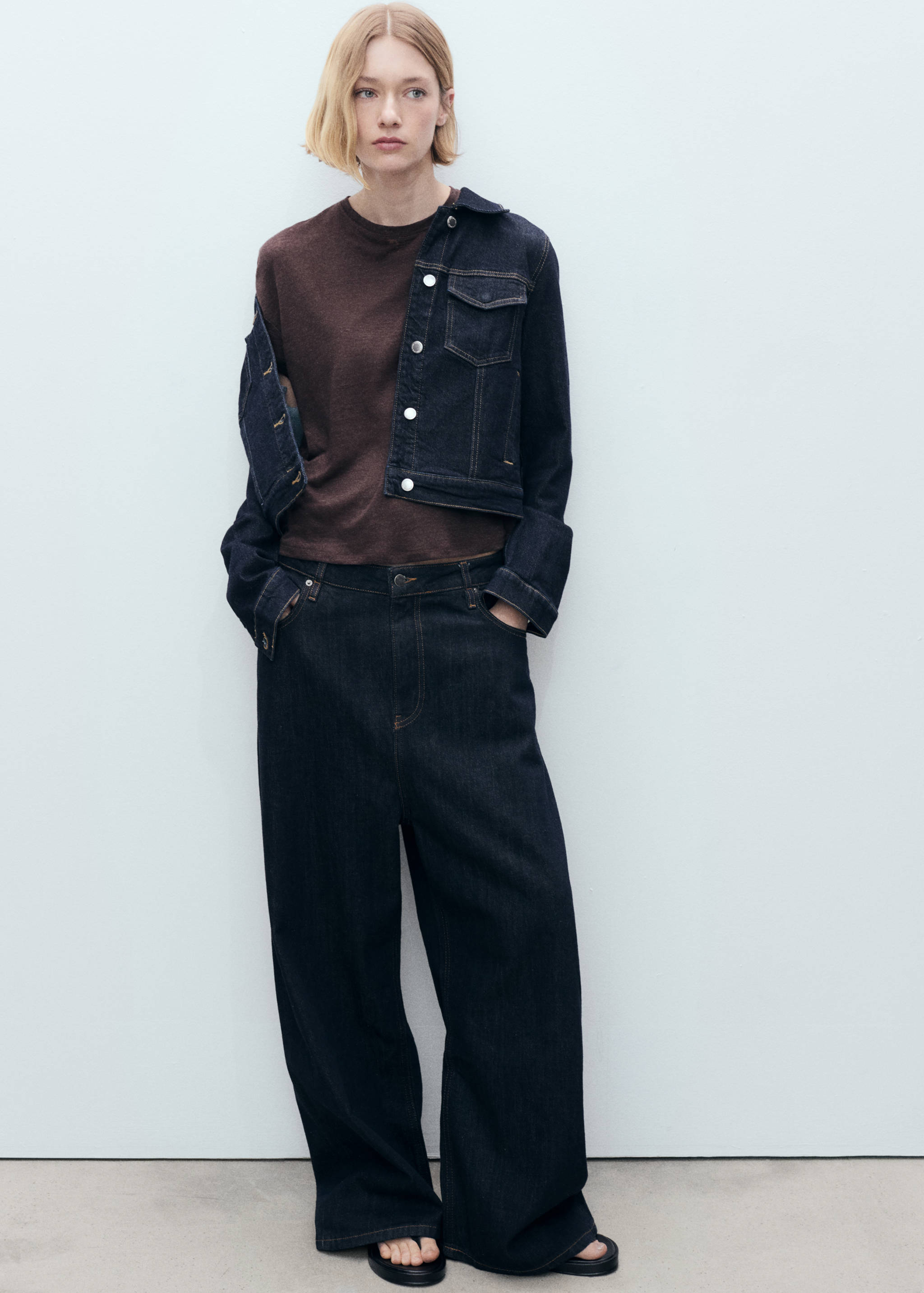 Short-sleeved linen t-shirt - General plane