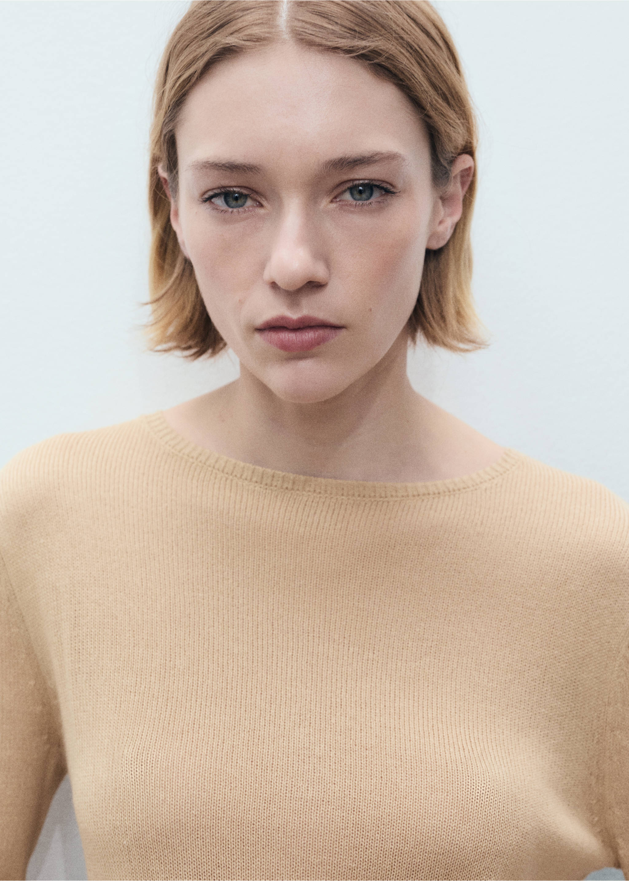 Linen-blend boat-neck sweater - Details of the article 1, Medium Brown. Ref: 87057168-00.