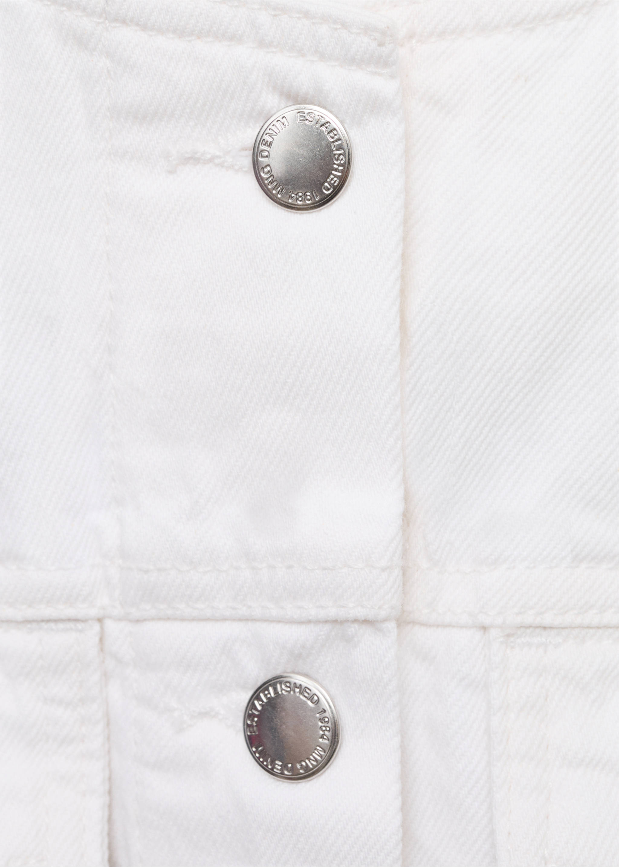 Crop denim jacket - Details of the article 8, White. Ref: 87057175-00.
